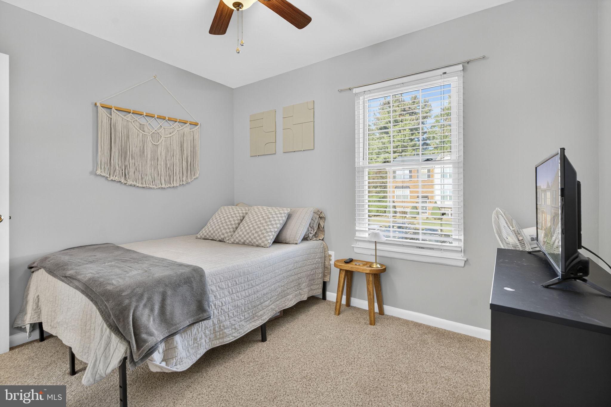 DALE CITY - Residential Lease