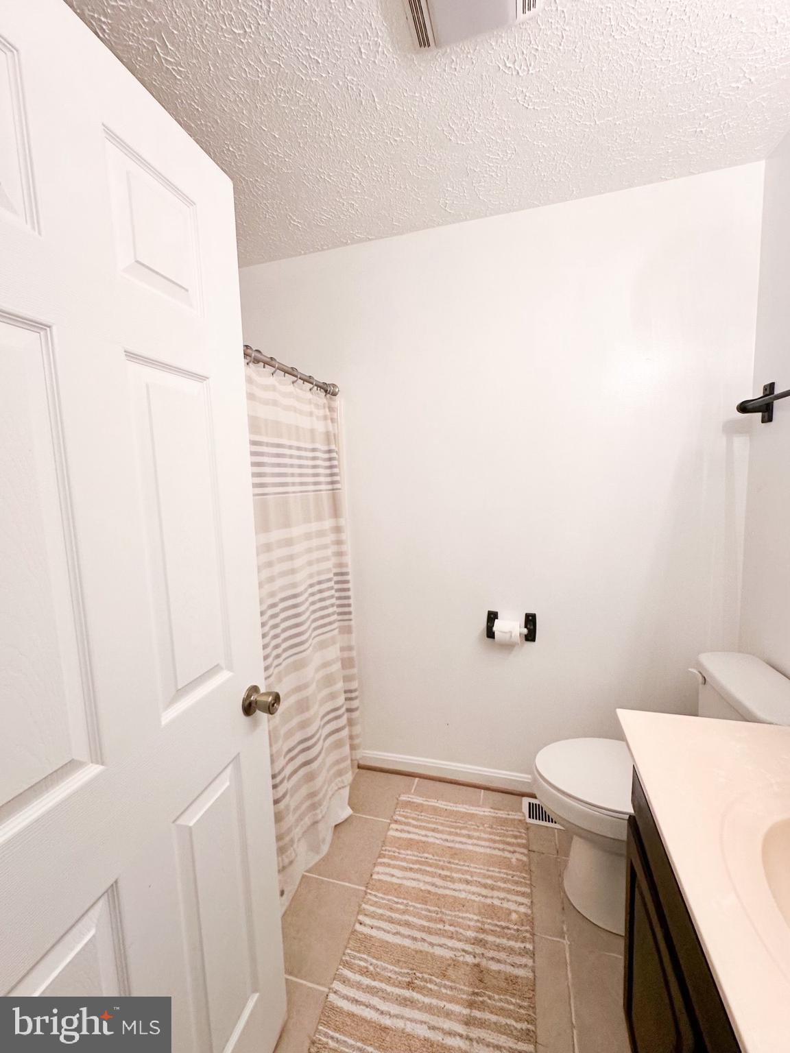 CHESAPEAKE RANCH ESTATES - Residential Lease