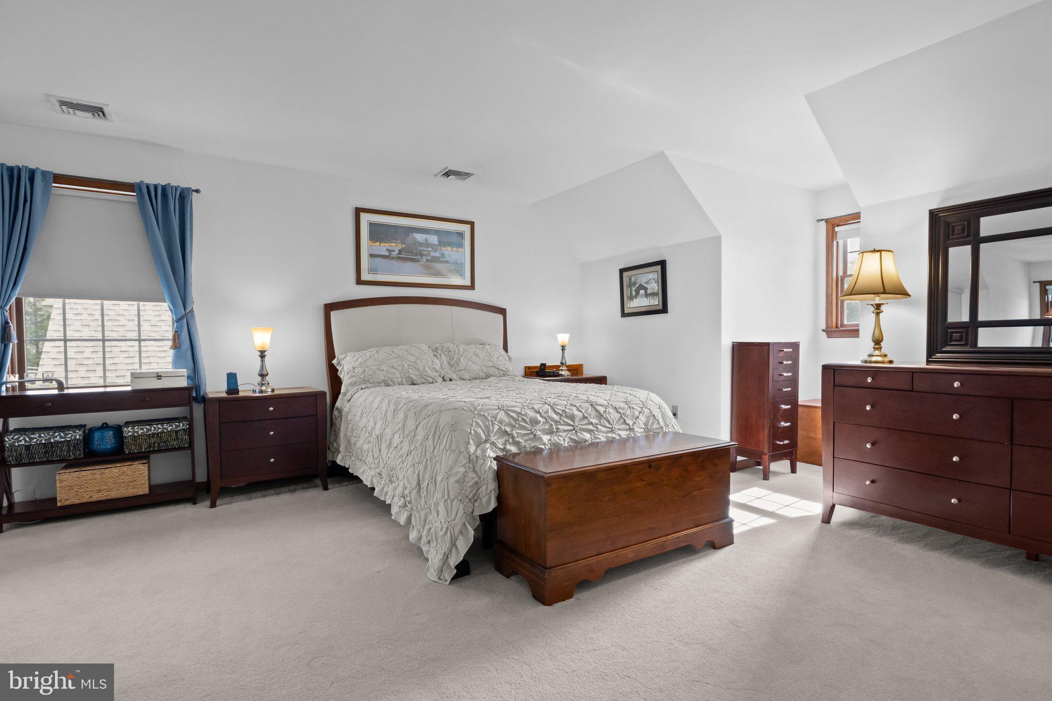 PENNSBURG - Residential