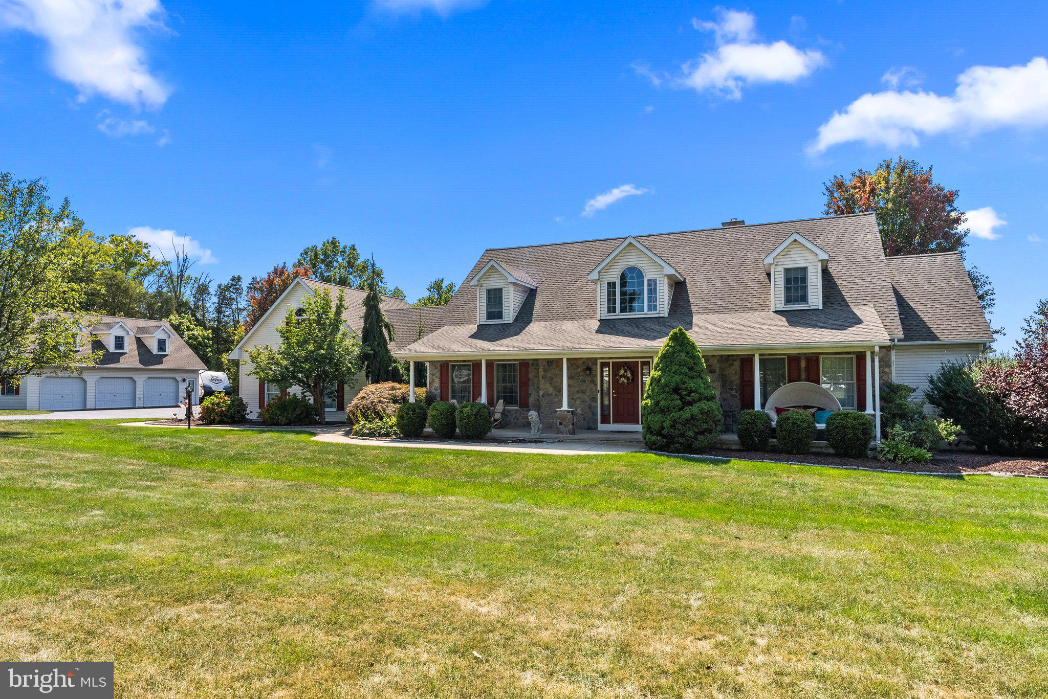 PENNSBURG - Residential