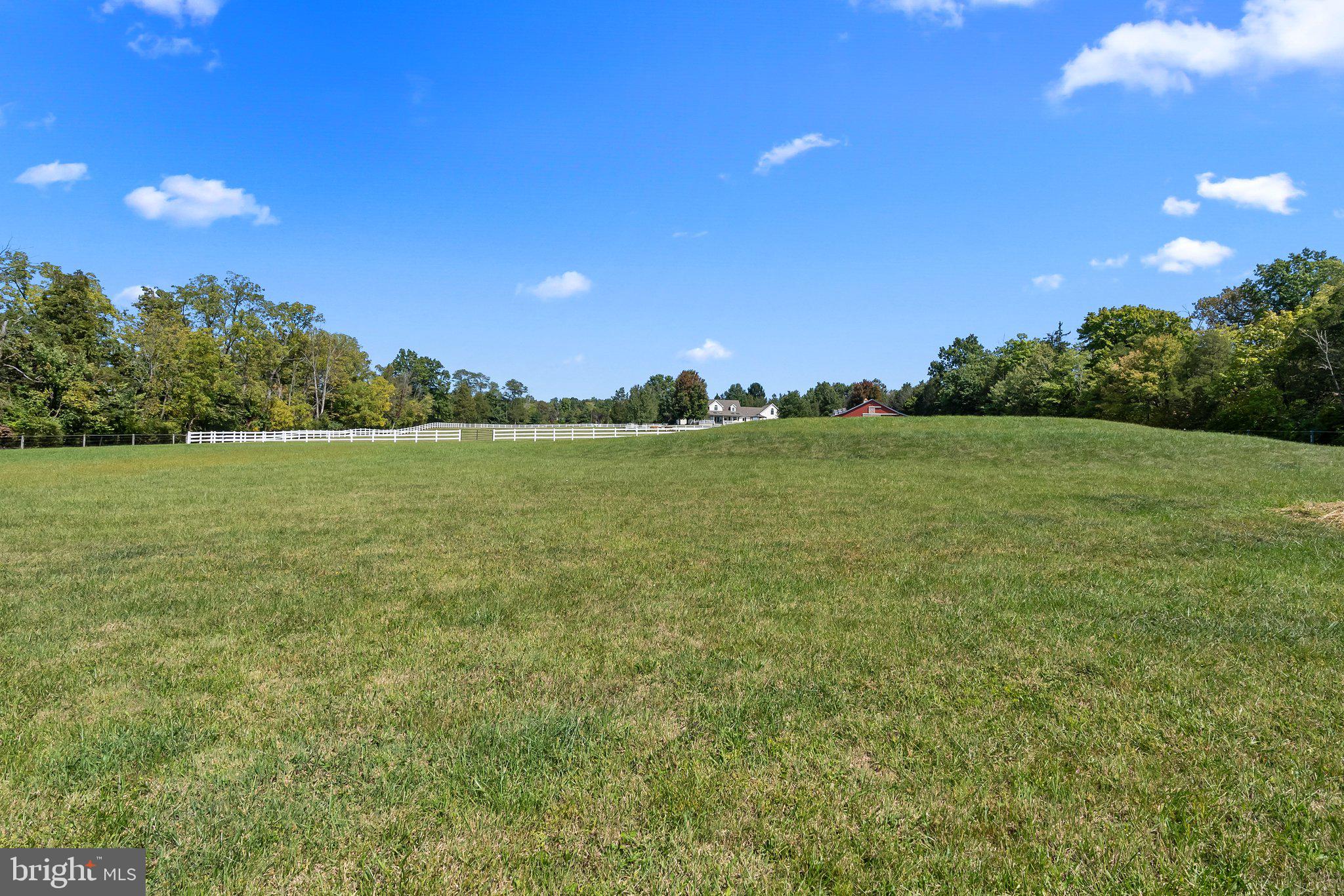 PENNSBURG - Residential