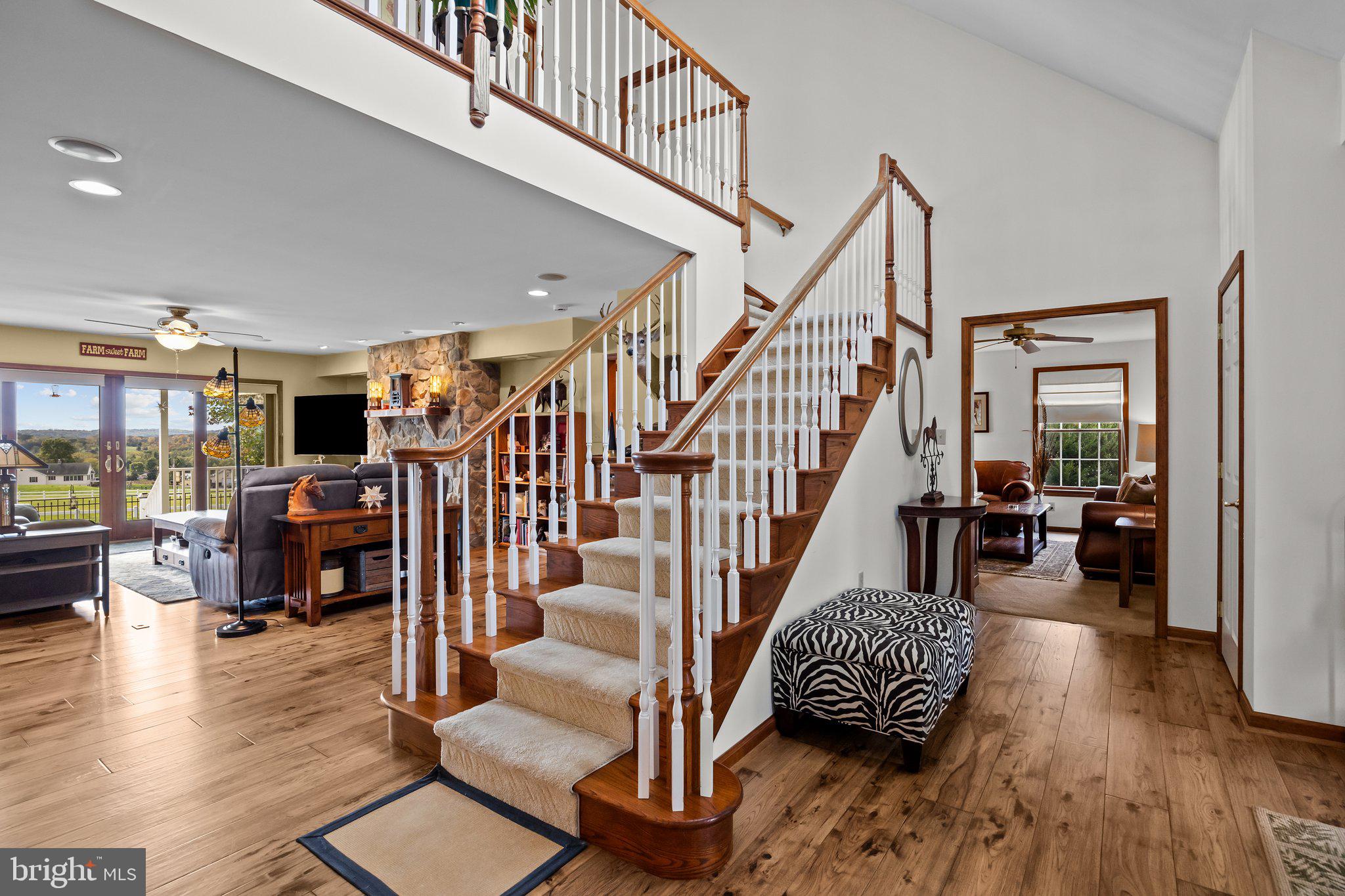 PENNSBURG - Residential