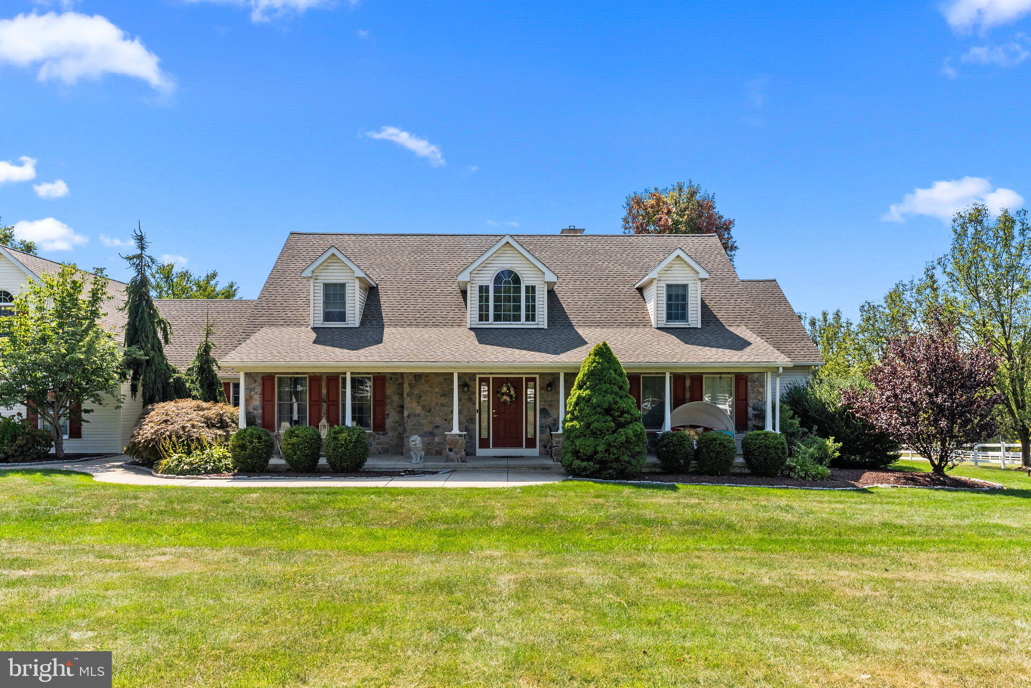 PENNSBURG - Residential