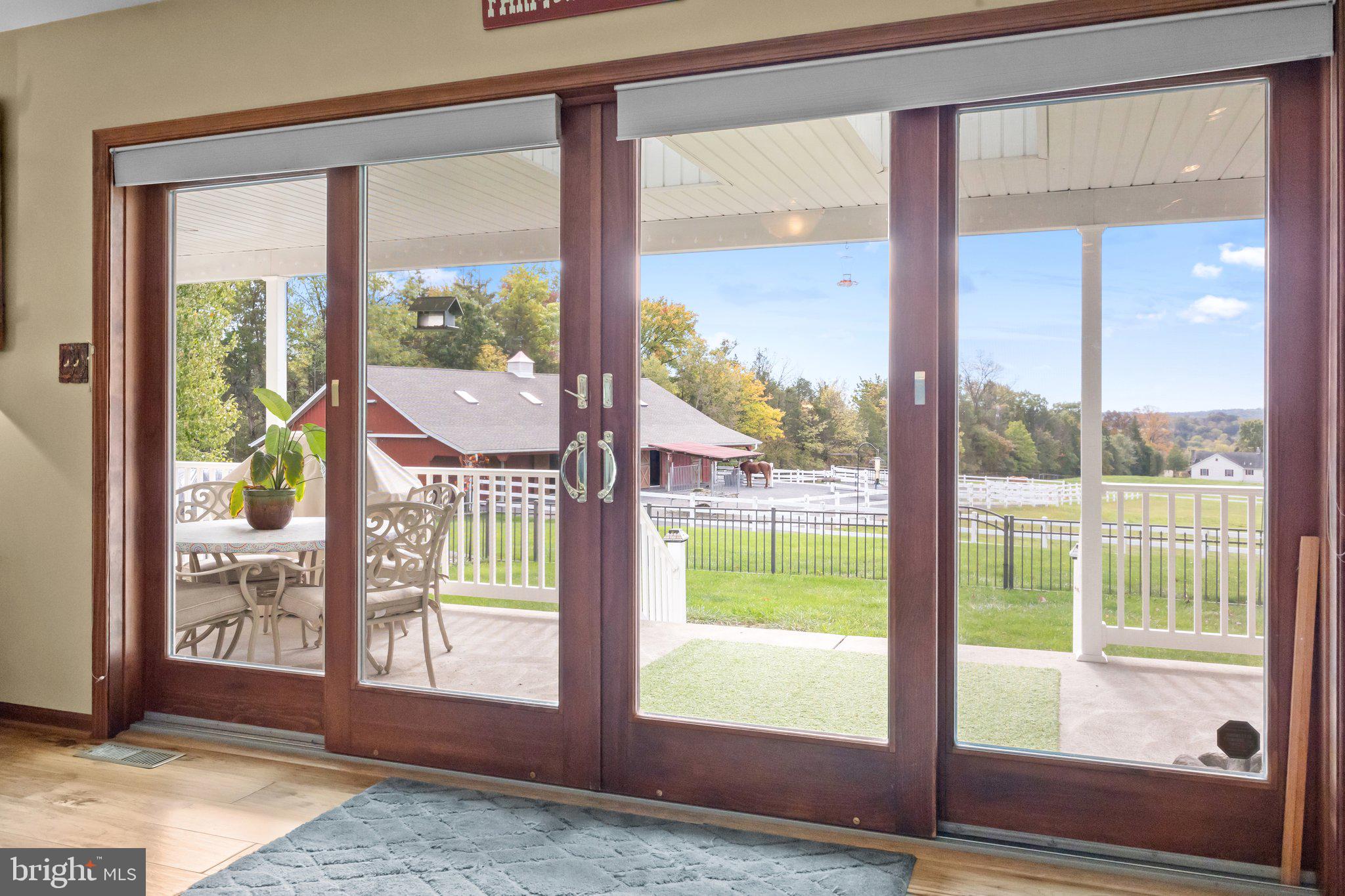 PENNSBURG - Residential