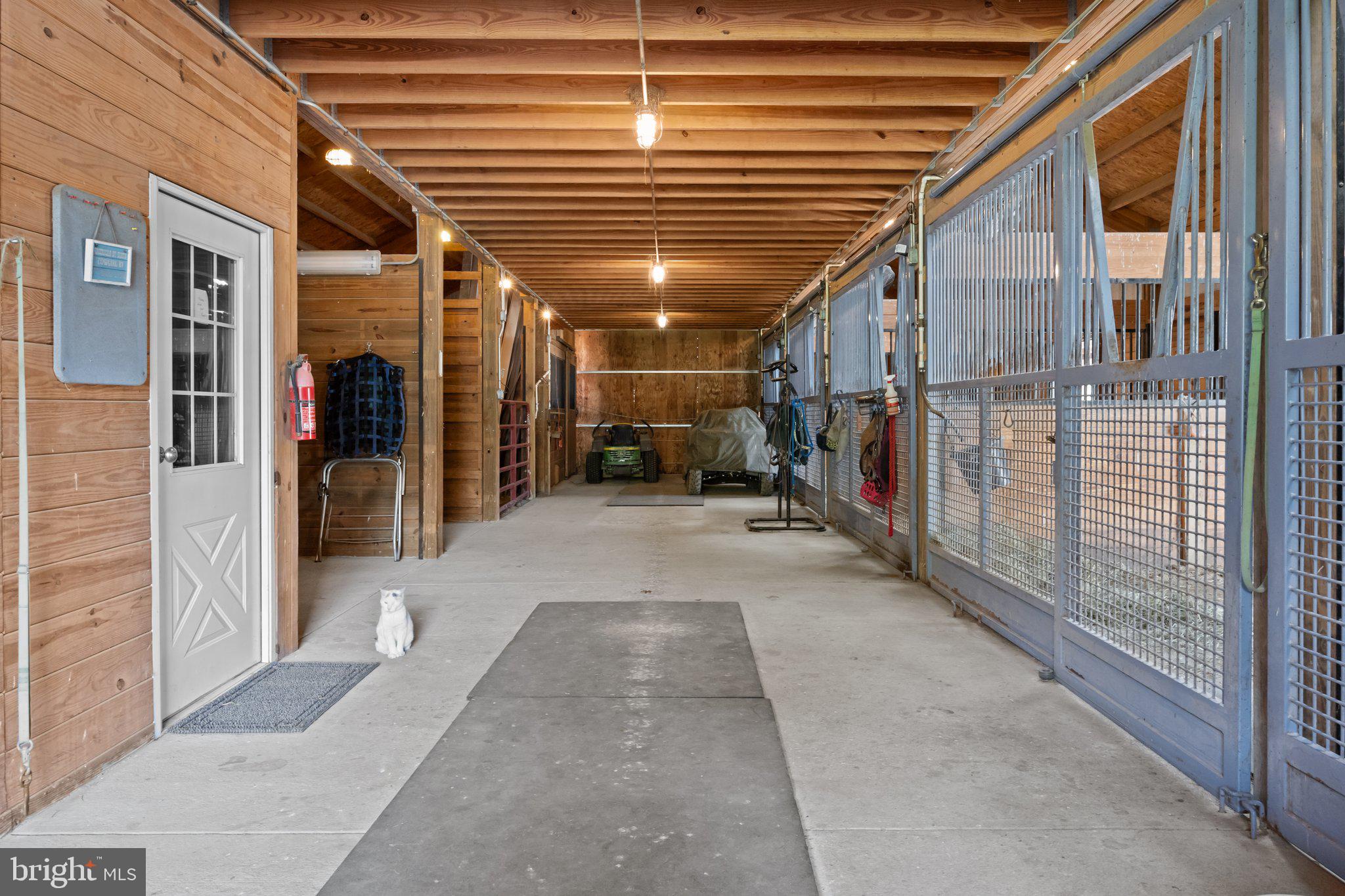 PENNSBURG - Residential