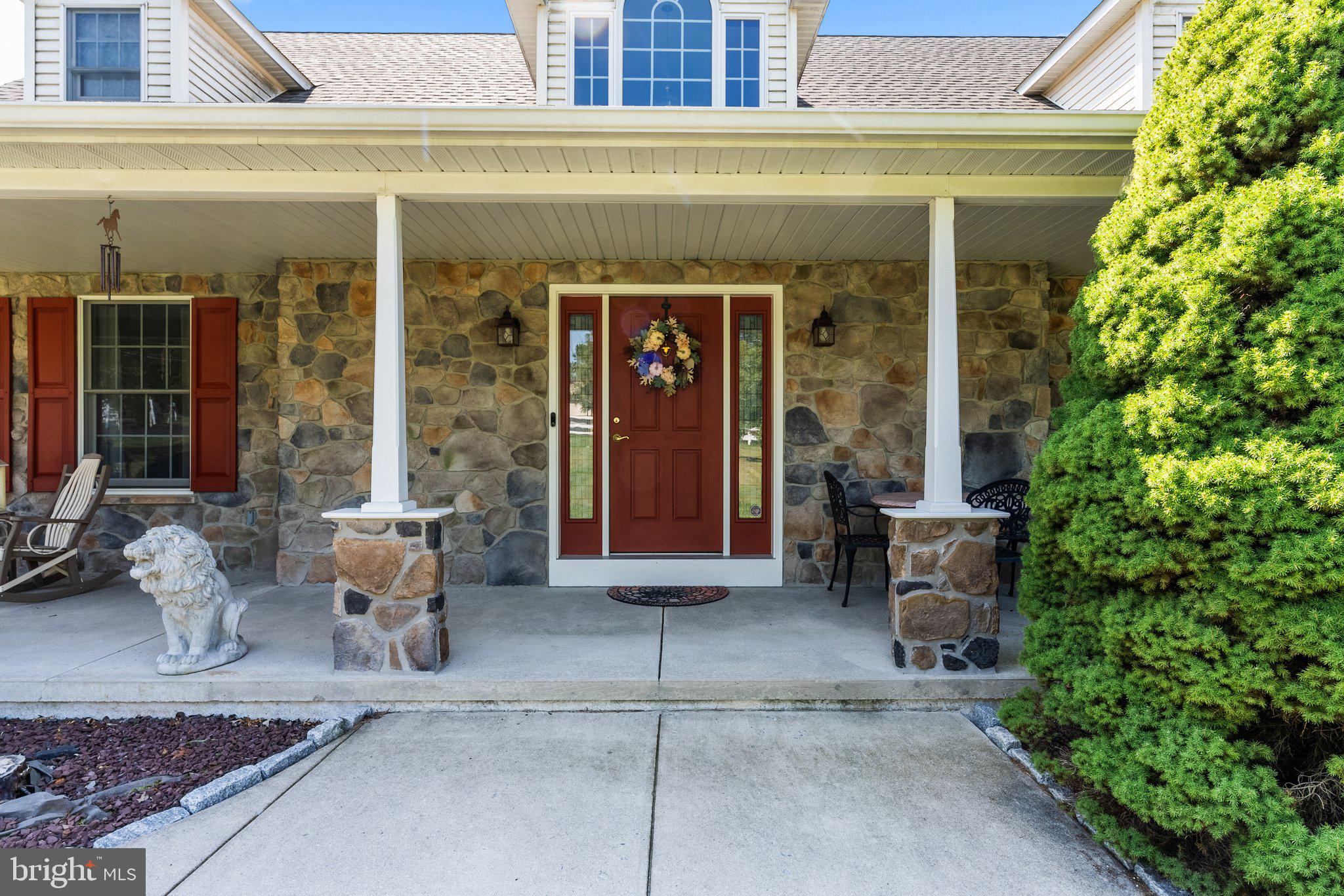 PENNSBURG - Residential