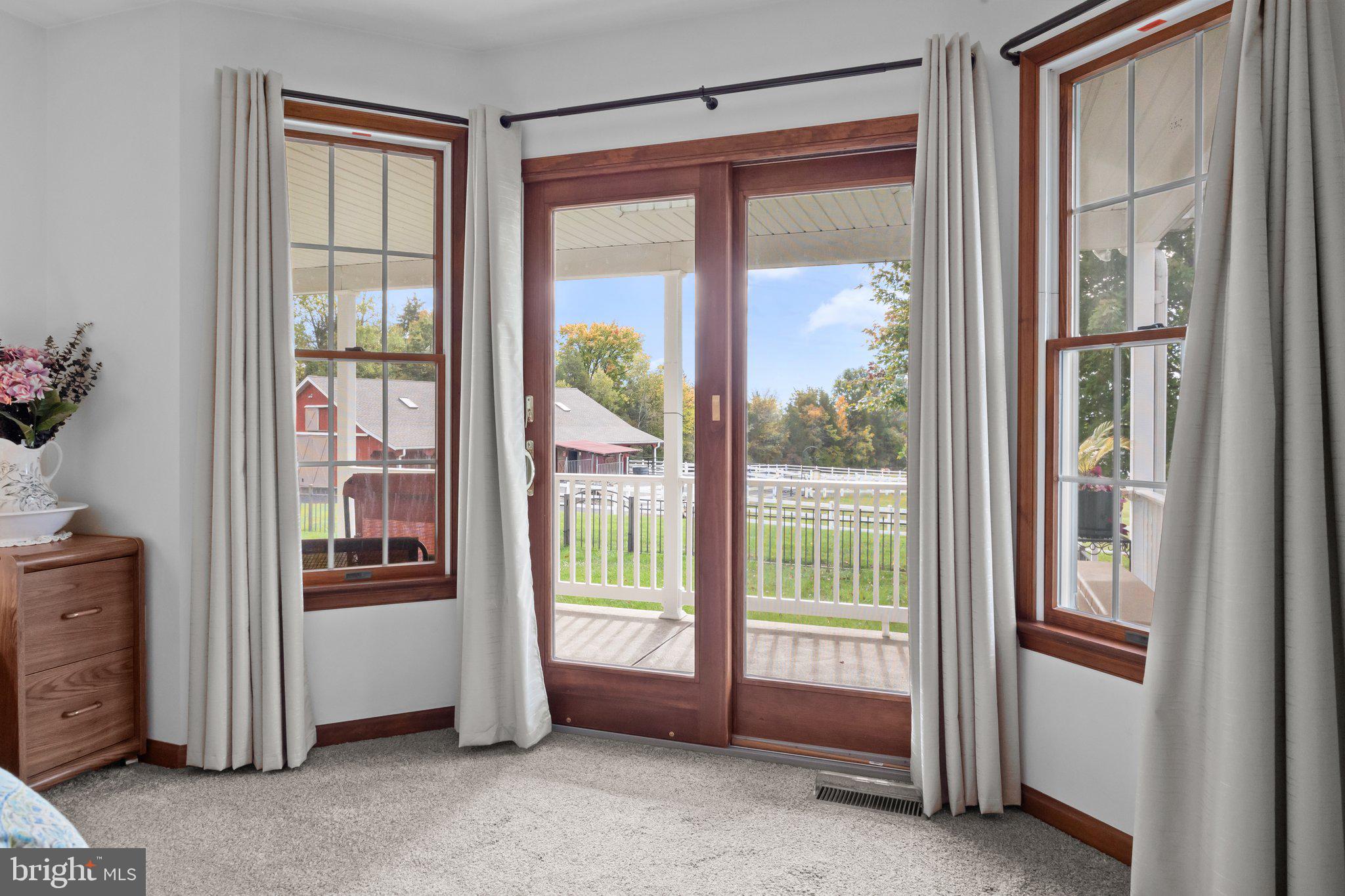 PENNSBURG - Residential