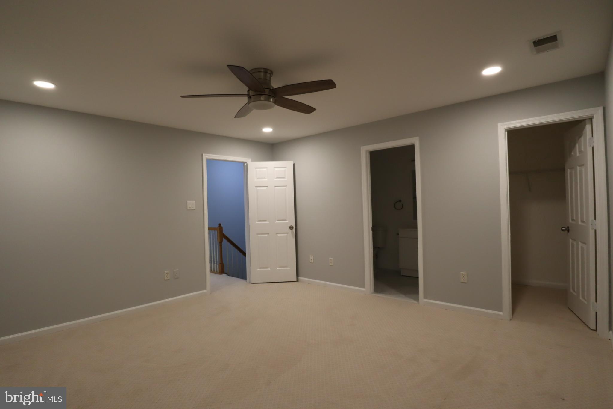 HILL OAKS - Residential Lease