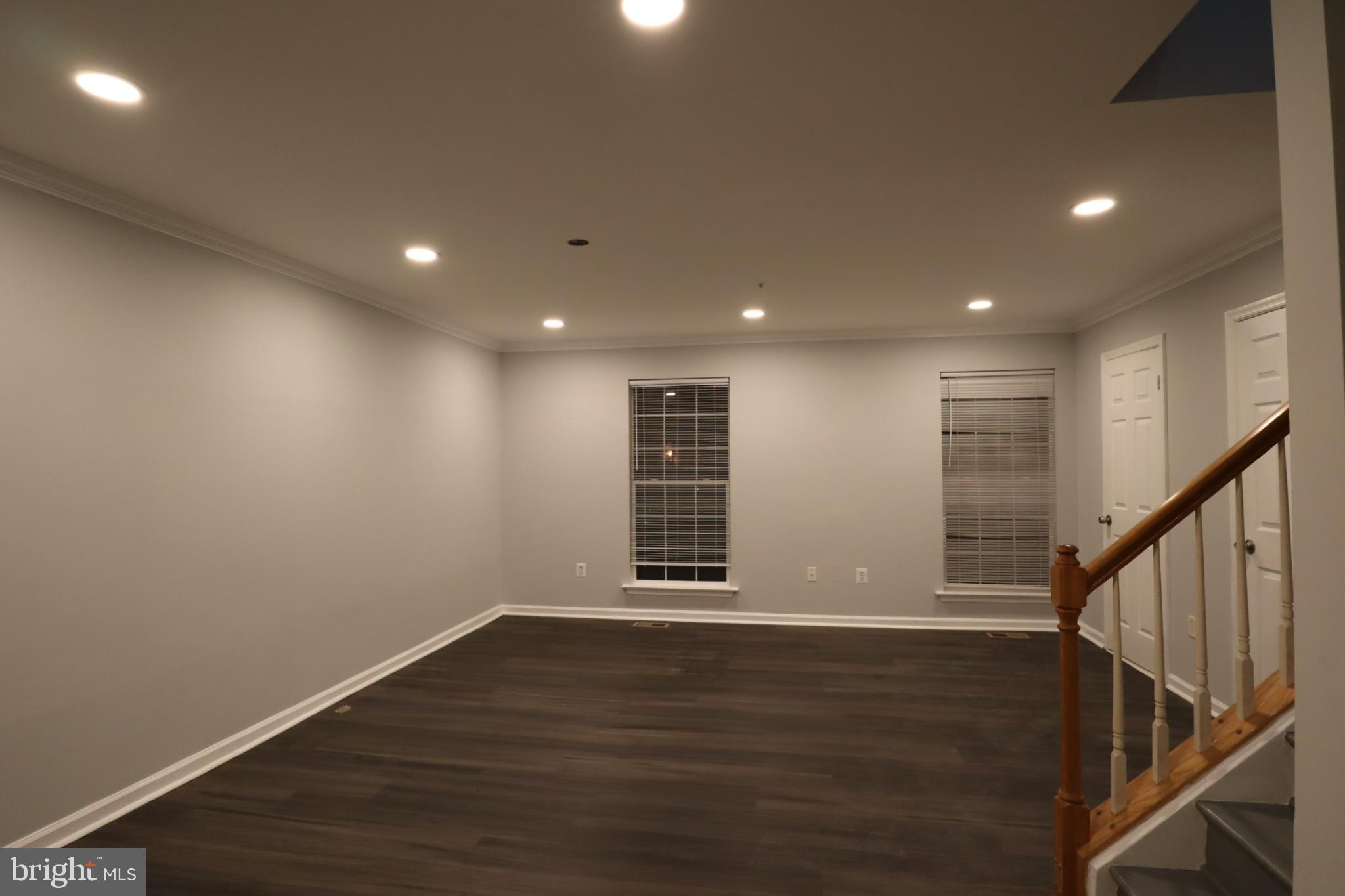 HILL OAKS - Residential Lease