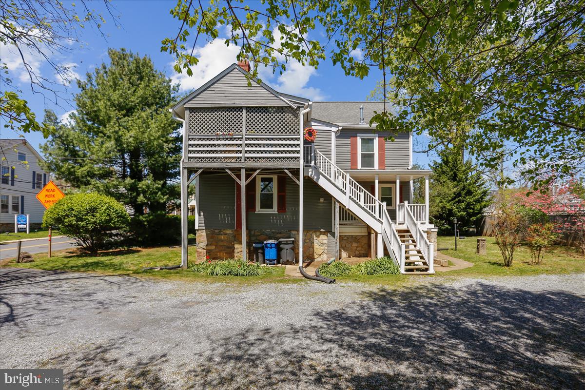 TOWN OF ROUND HILL - Commercial Sale