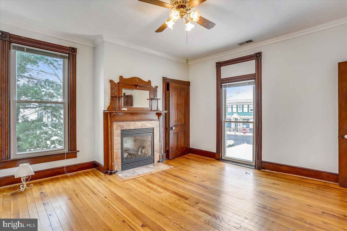 TOWN OF ROUND HILL - Commercial Sale