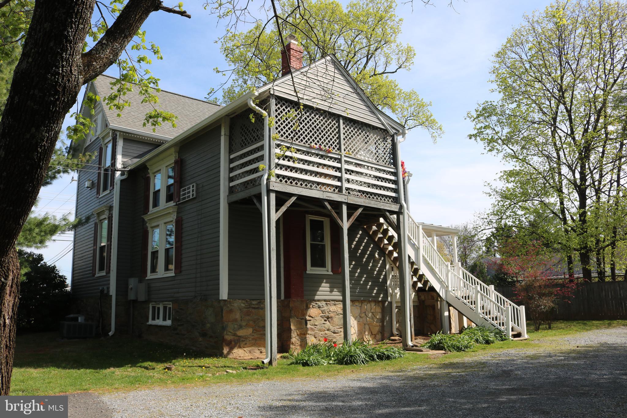 TOWN OF ROUND HILL - Commercial Sale