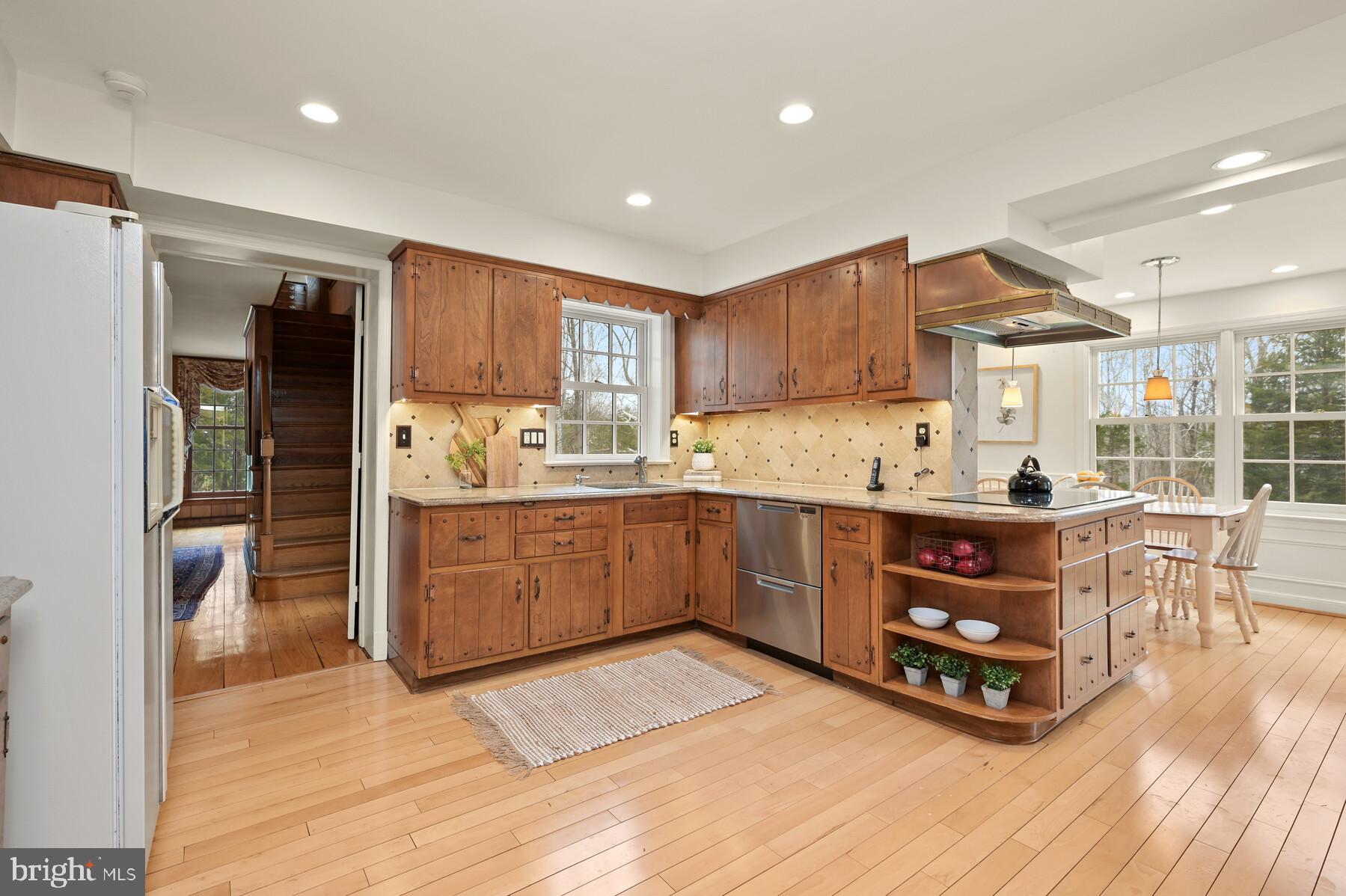 SPRINGFIELD - Residential