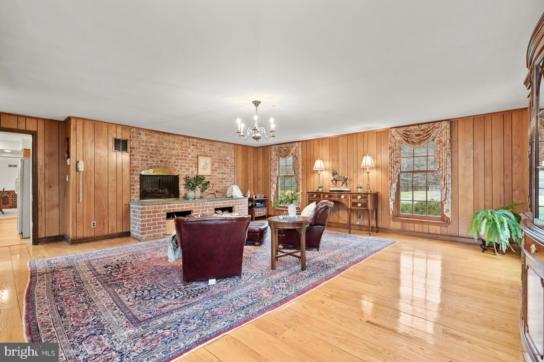 SPRINGFIELD - Residential