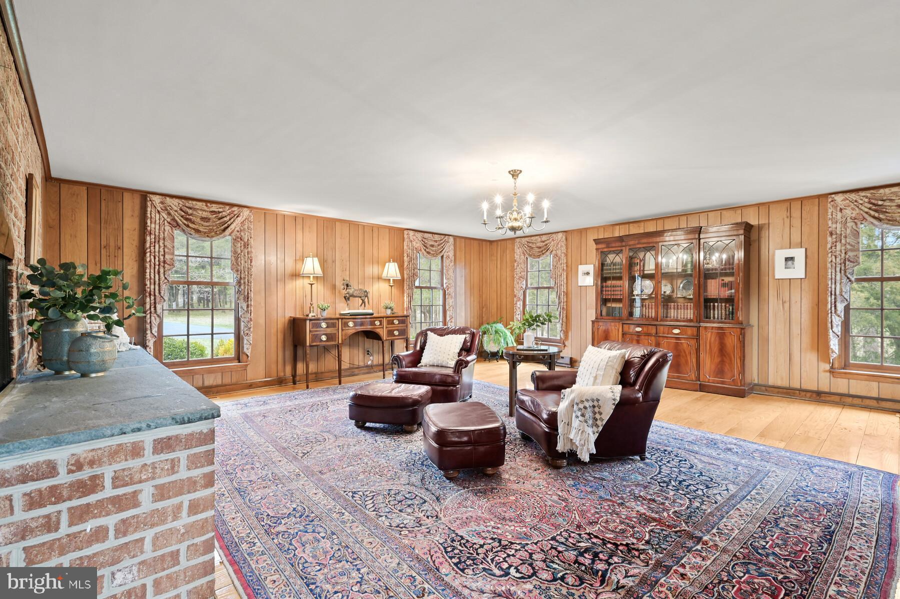 SPRINGFIELD - Residential