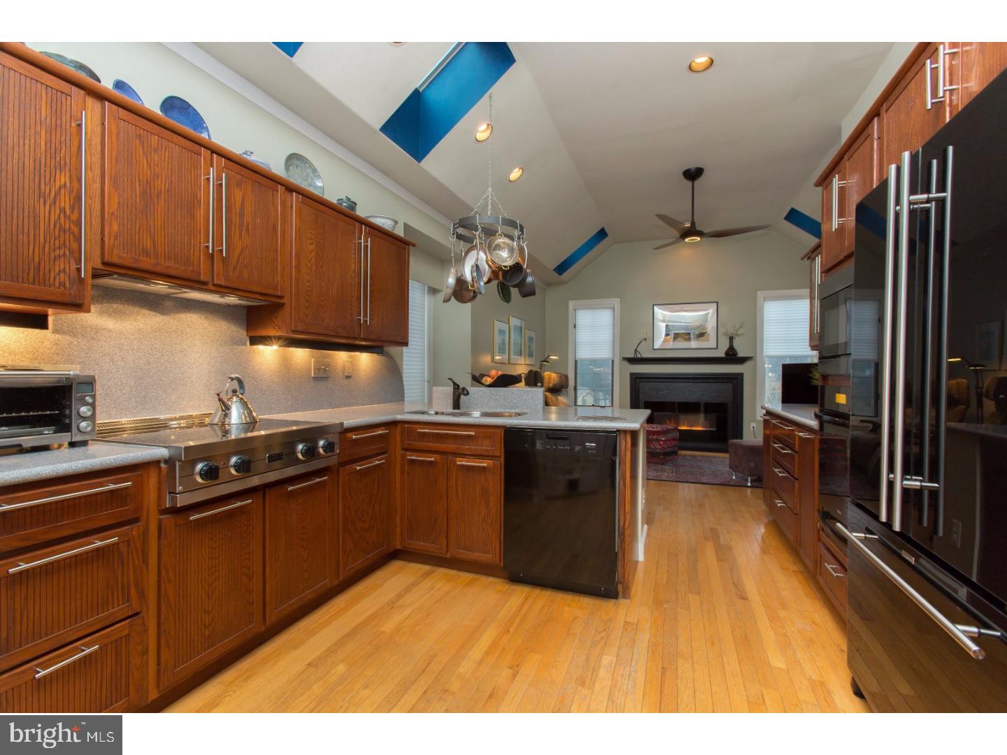 CANTER VILLAGE - Residential