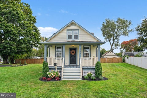 Homes For Sale - 2724 New Falls Road<br/> Bucks County, LEVITTOWN, PA 19056