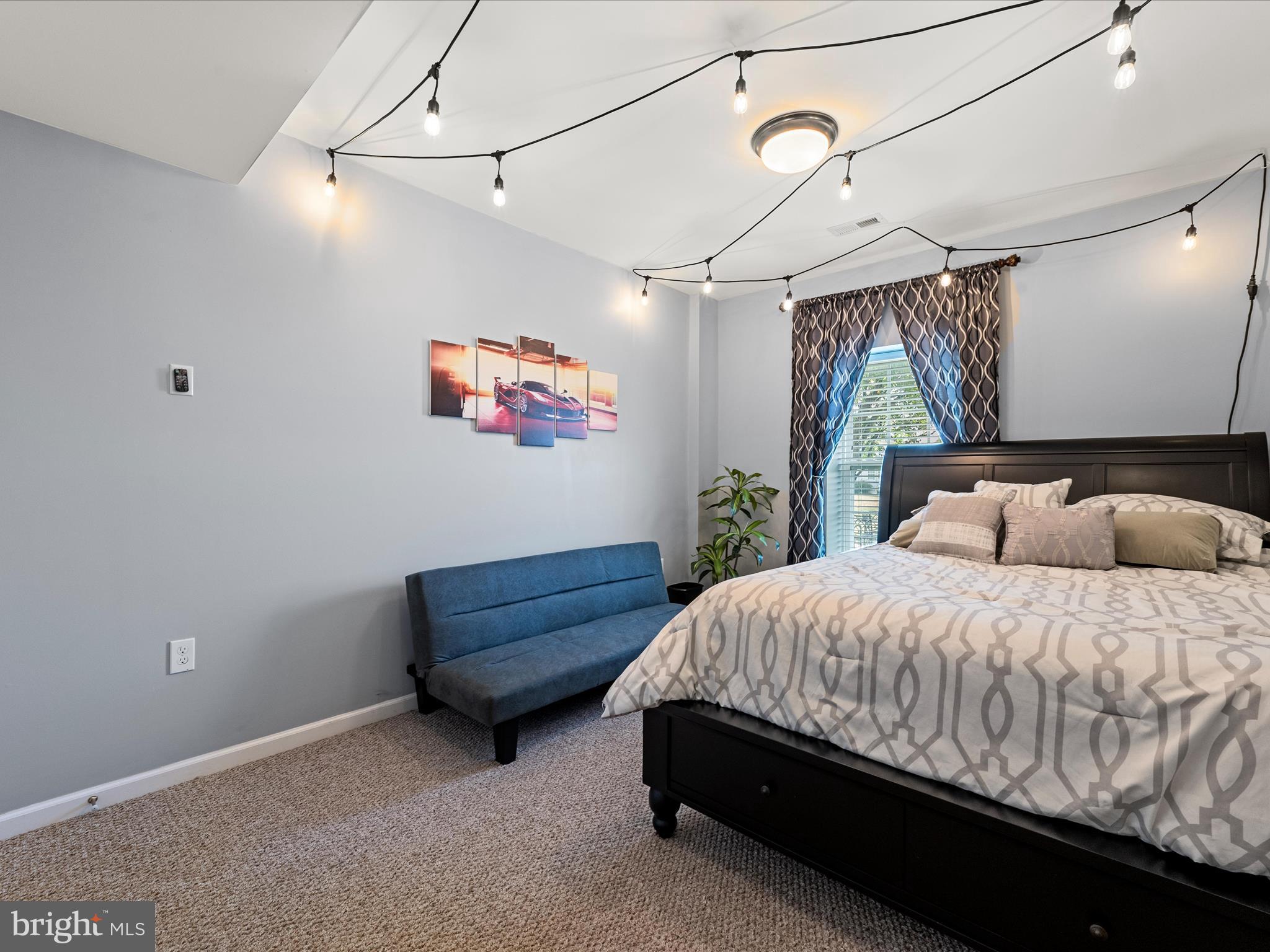 WILLOW RIDGE - Residential