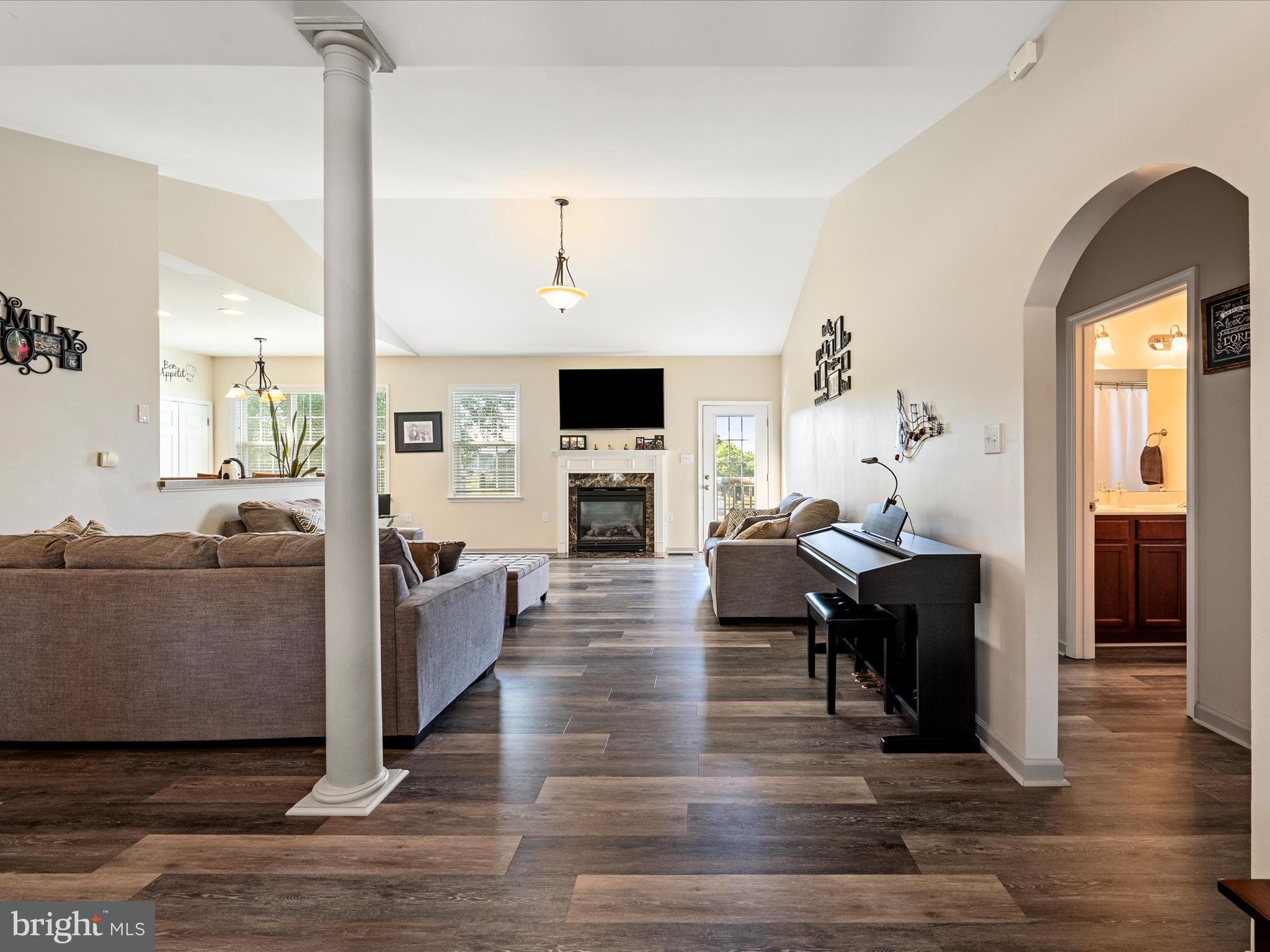 WILLOW RIDGE - Residential