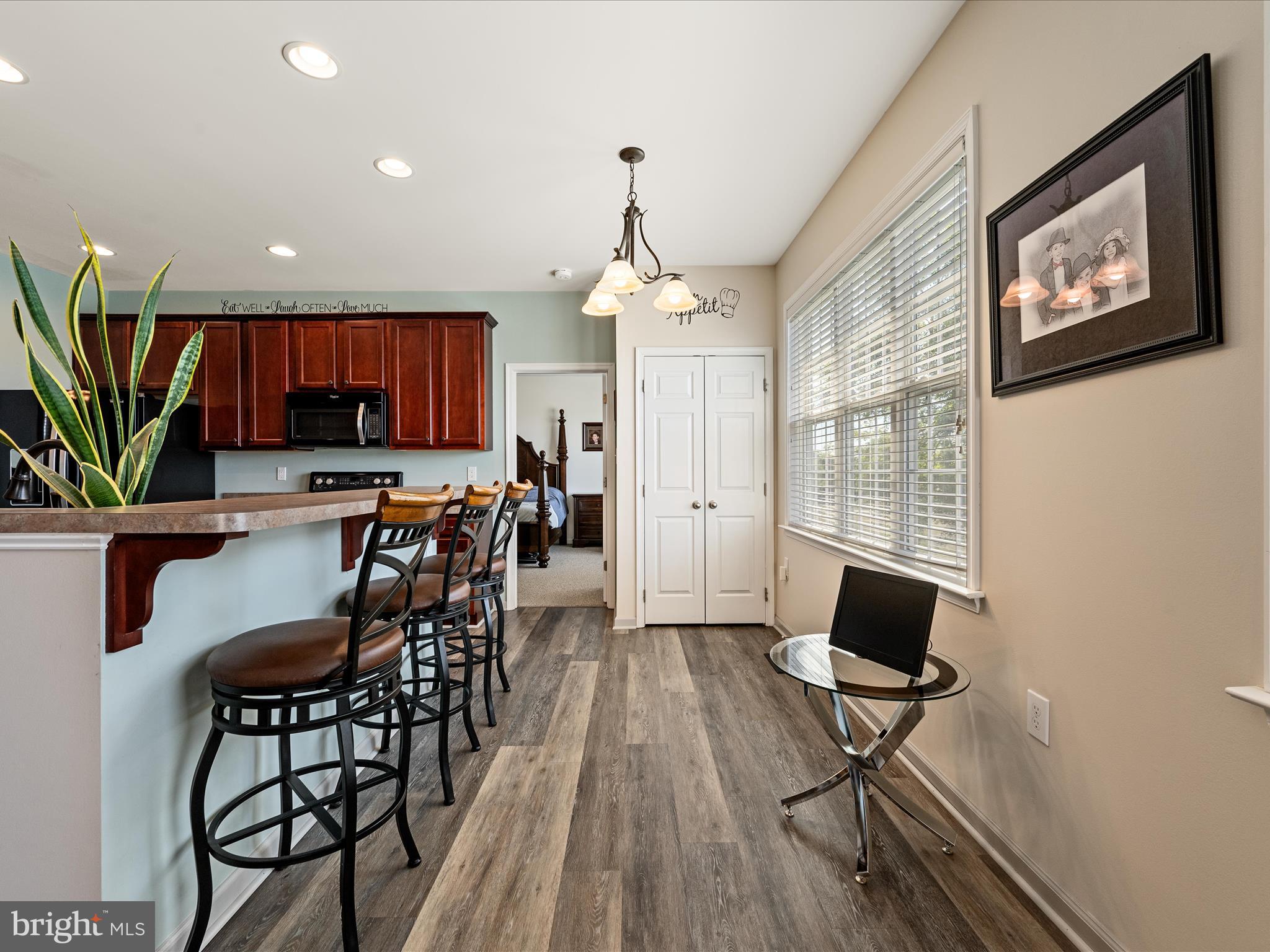 WILLOW RIDGE - Residential