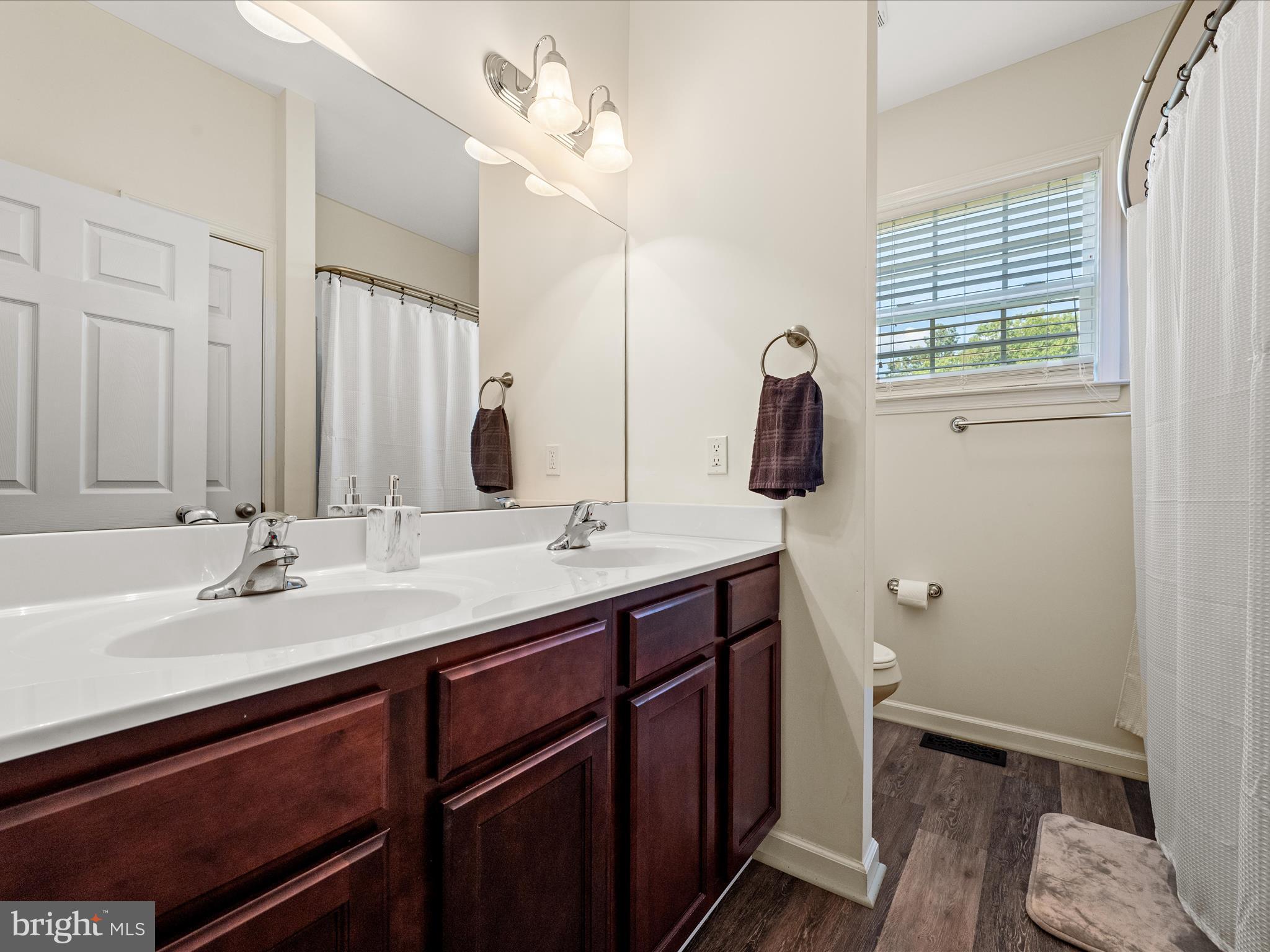 WILLOW RIDGE - Residential