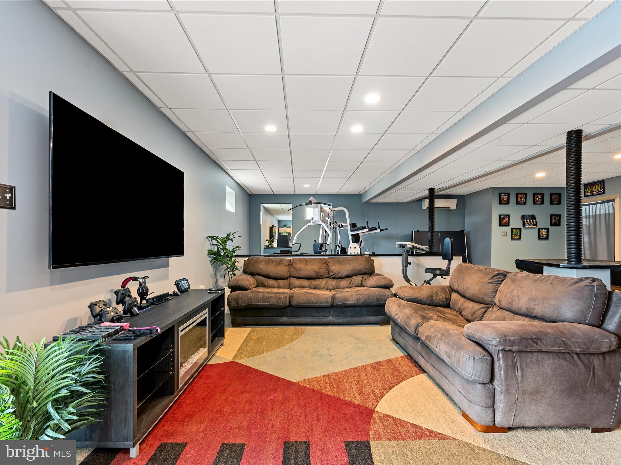 WILLOW RIDGE - Residential