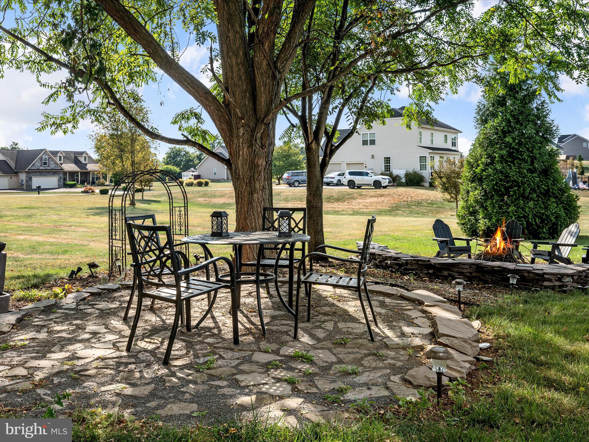 WILLOW RIDGE - Residential