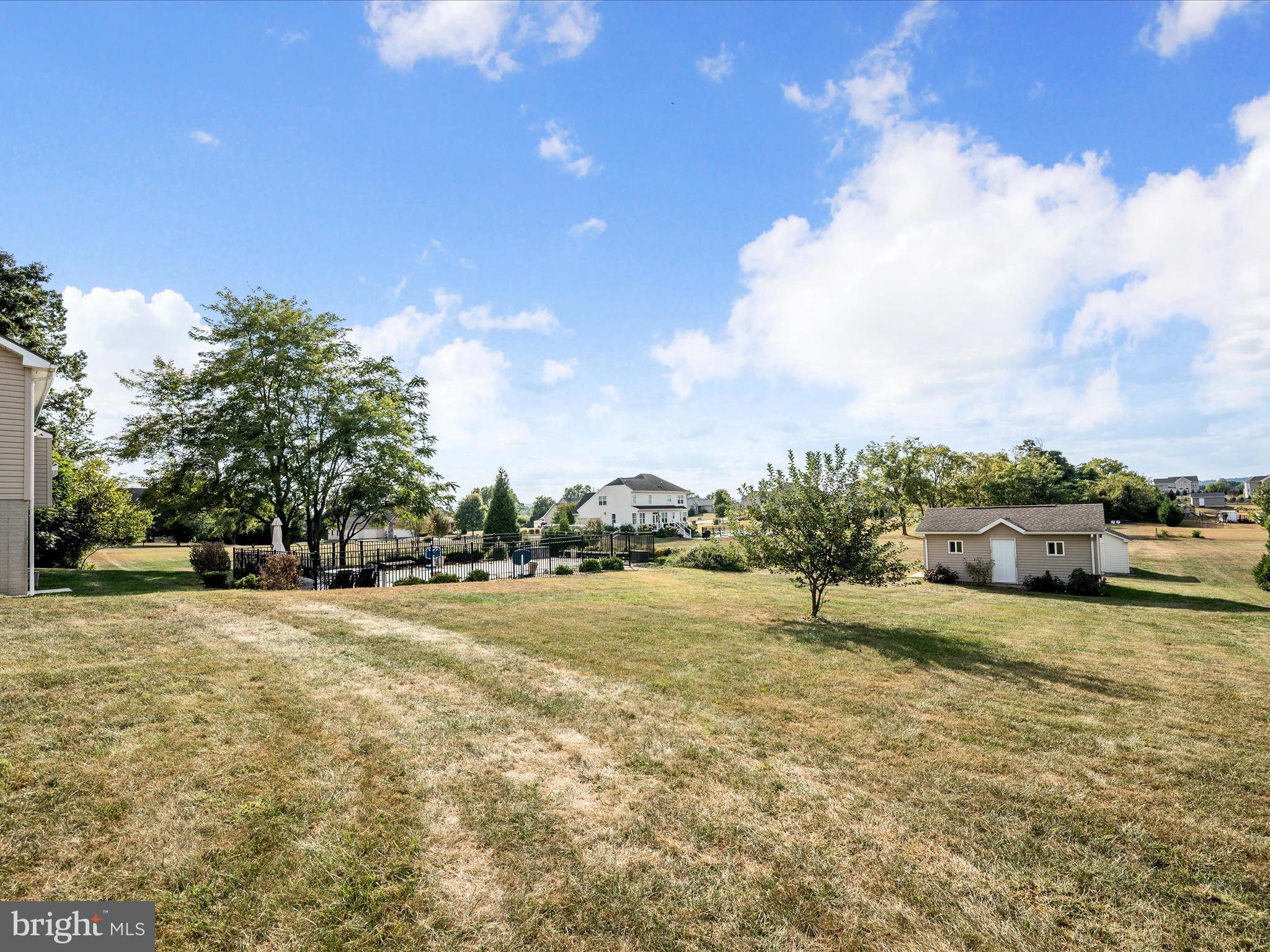 WILLOW RIDGE - Residential