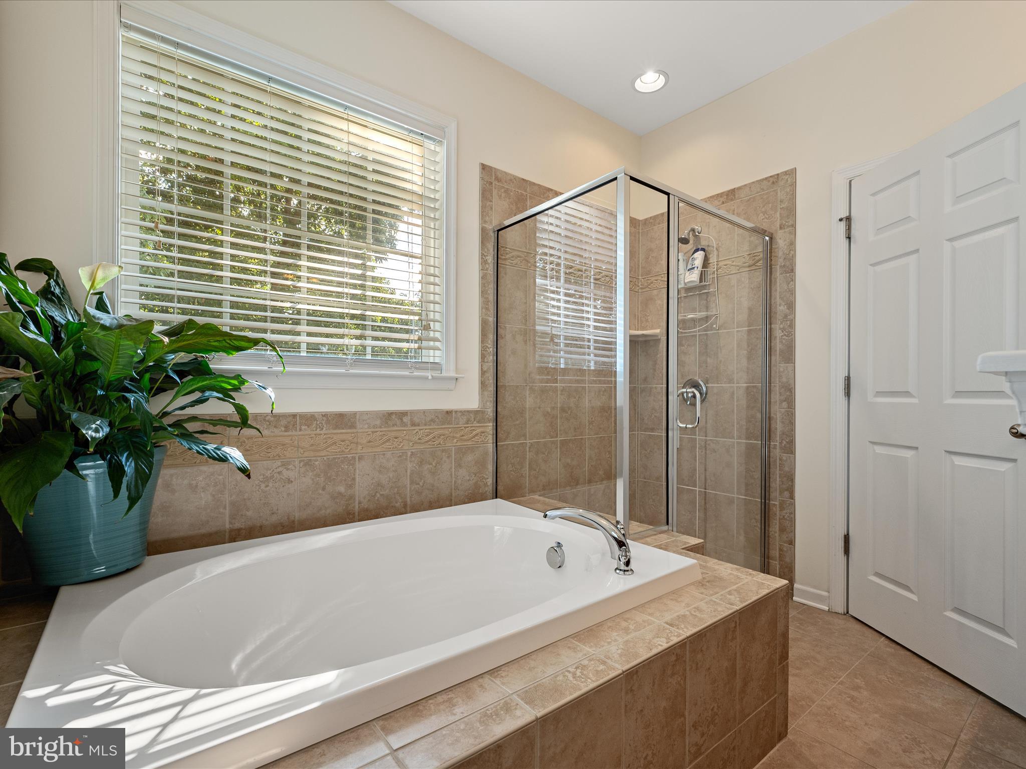 WILLOW RIDGE - Residential