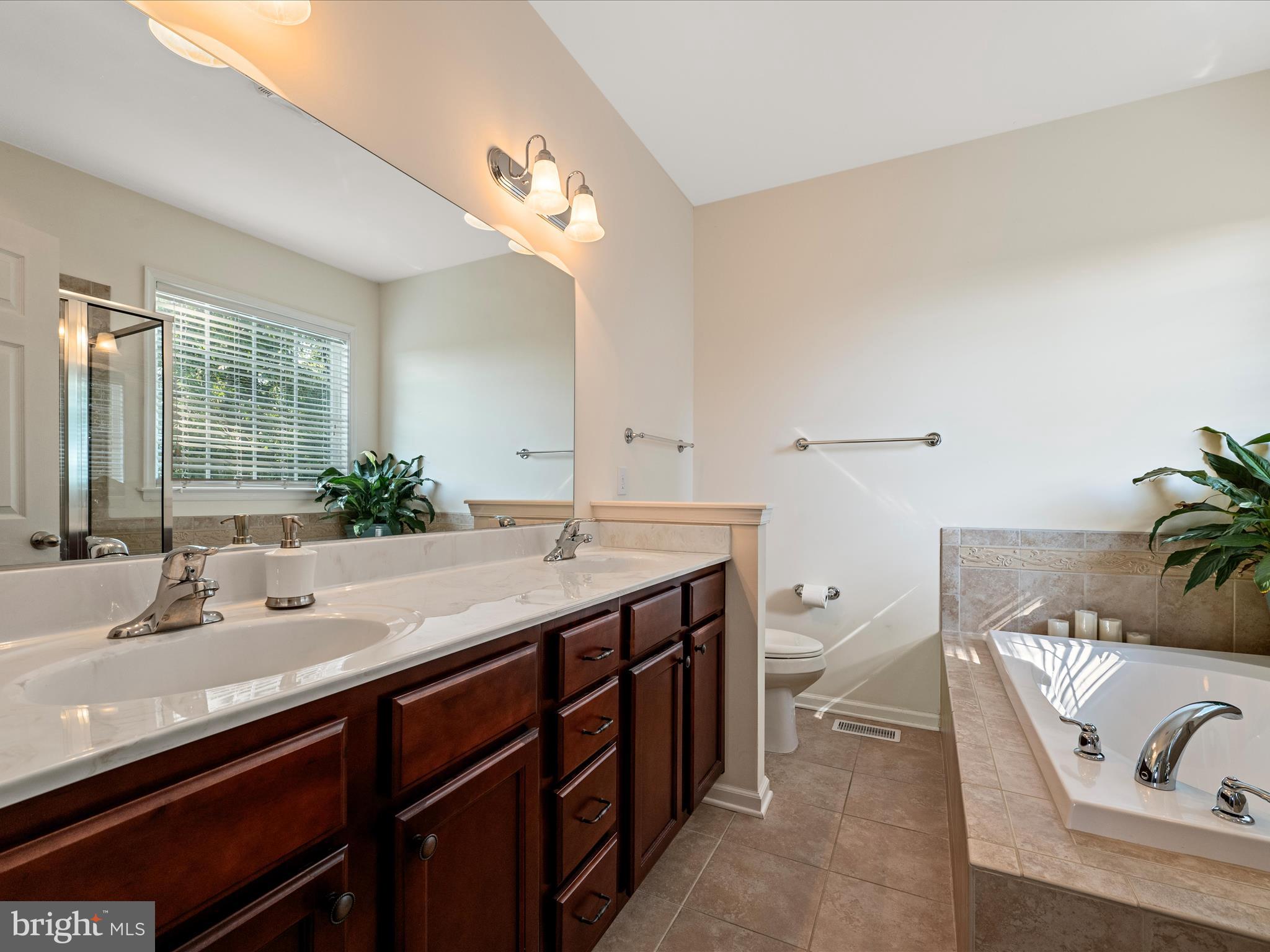 WILLOW RIDGE - Residential