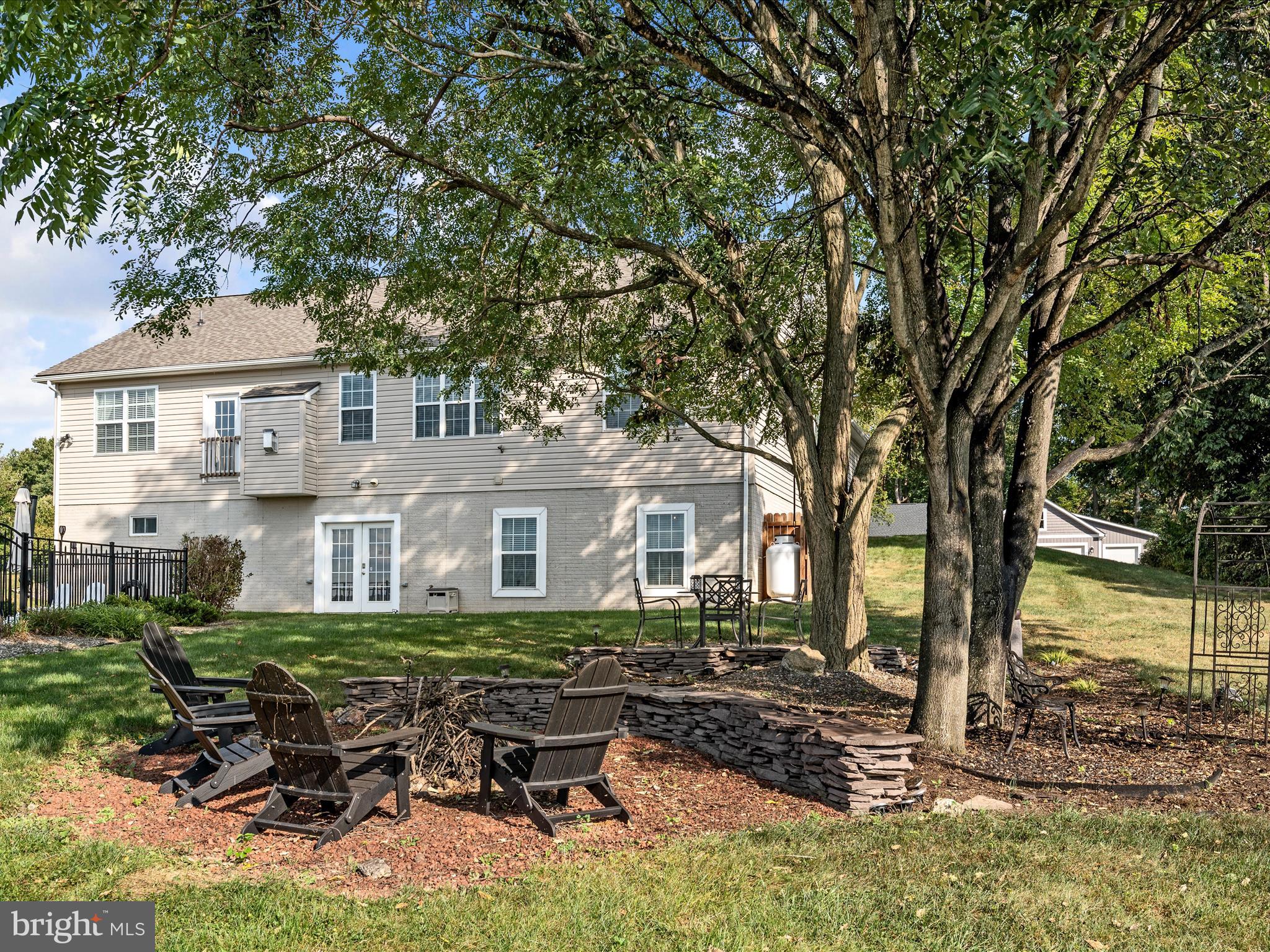 WILLOW RIDGE - Residential