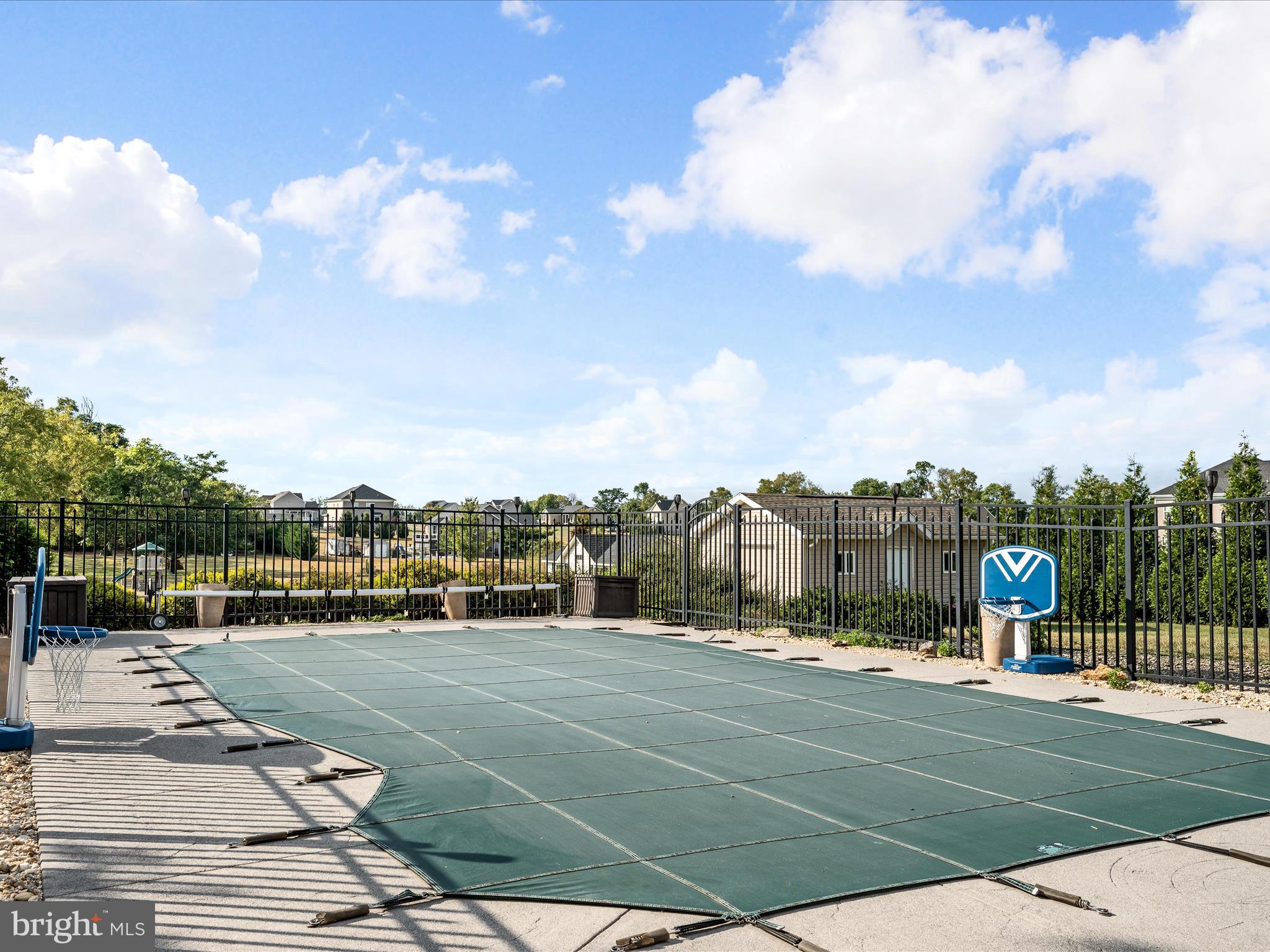 WILLOW RIDGE - Residential