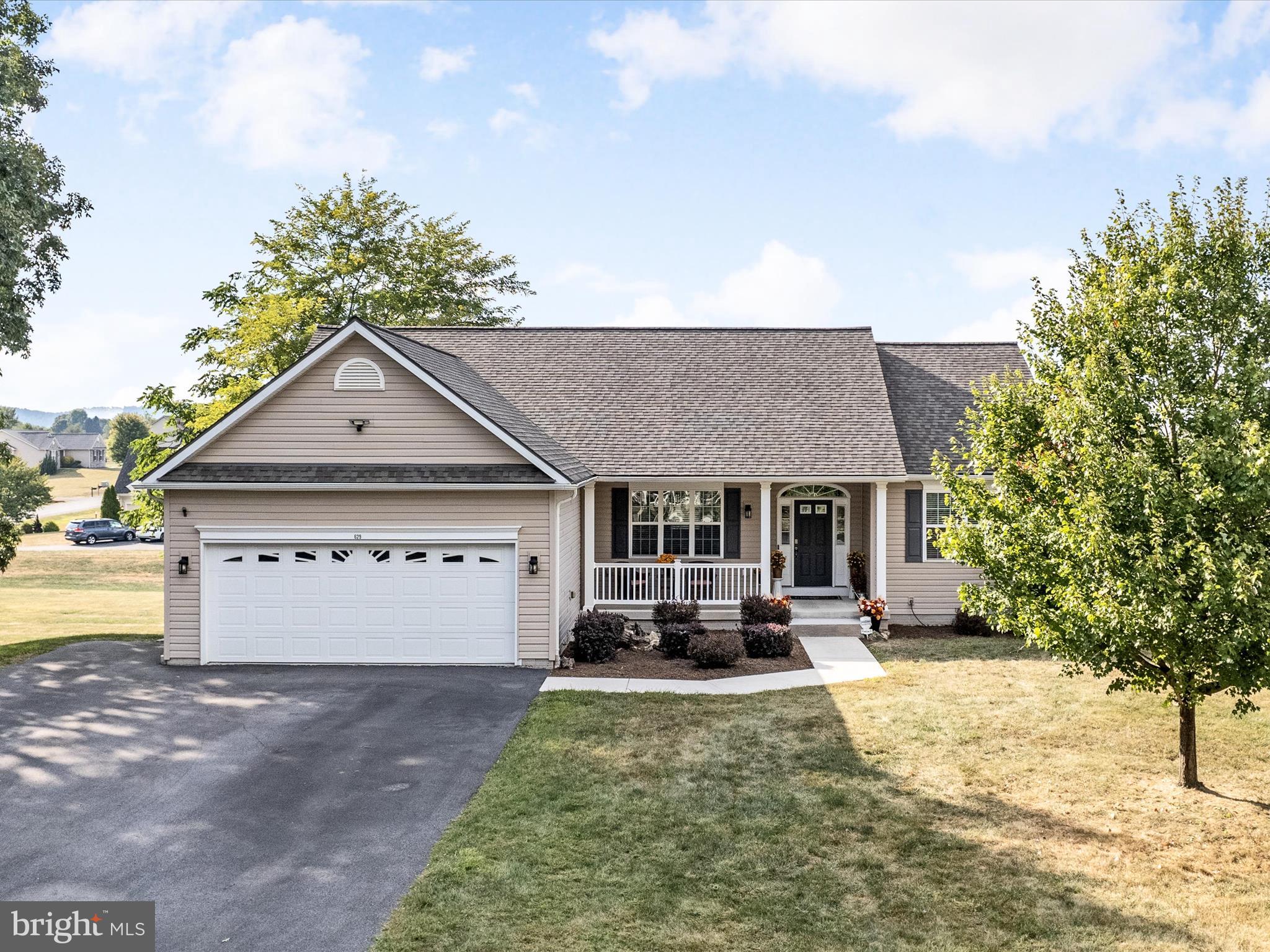 WILLOW RIDGE - Residential