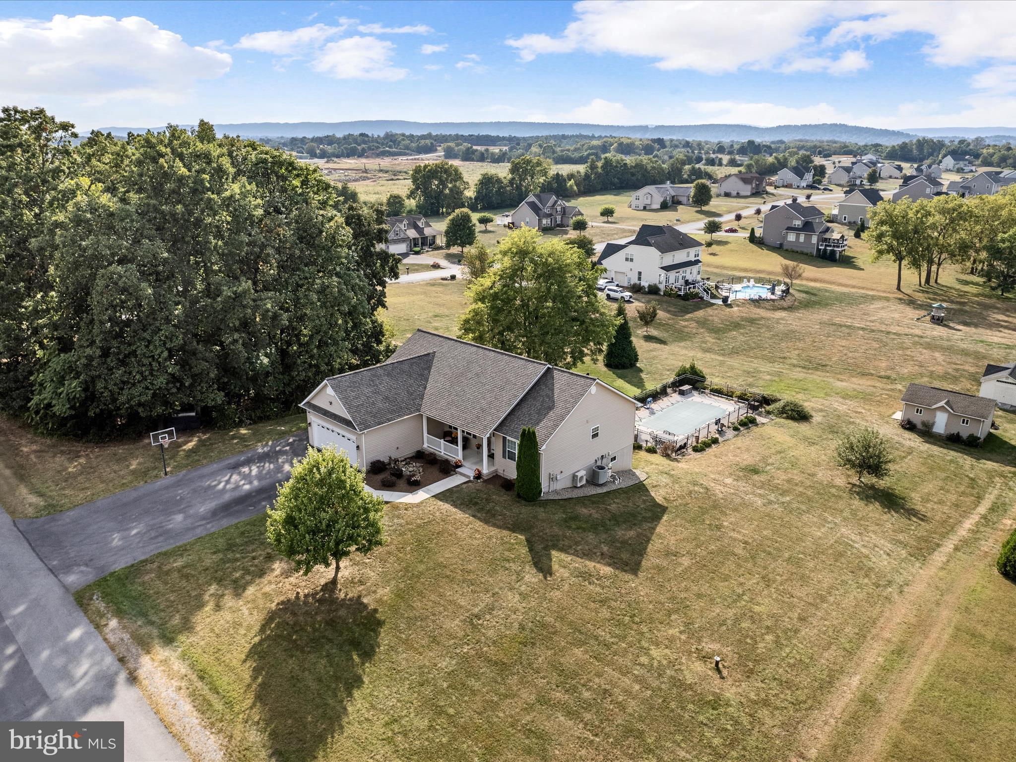 WILLOW RIDGE - Residential