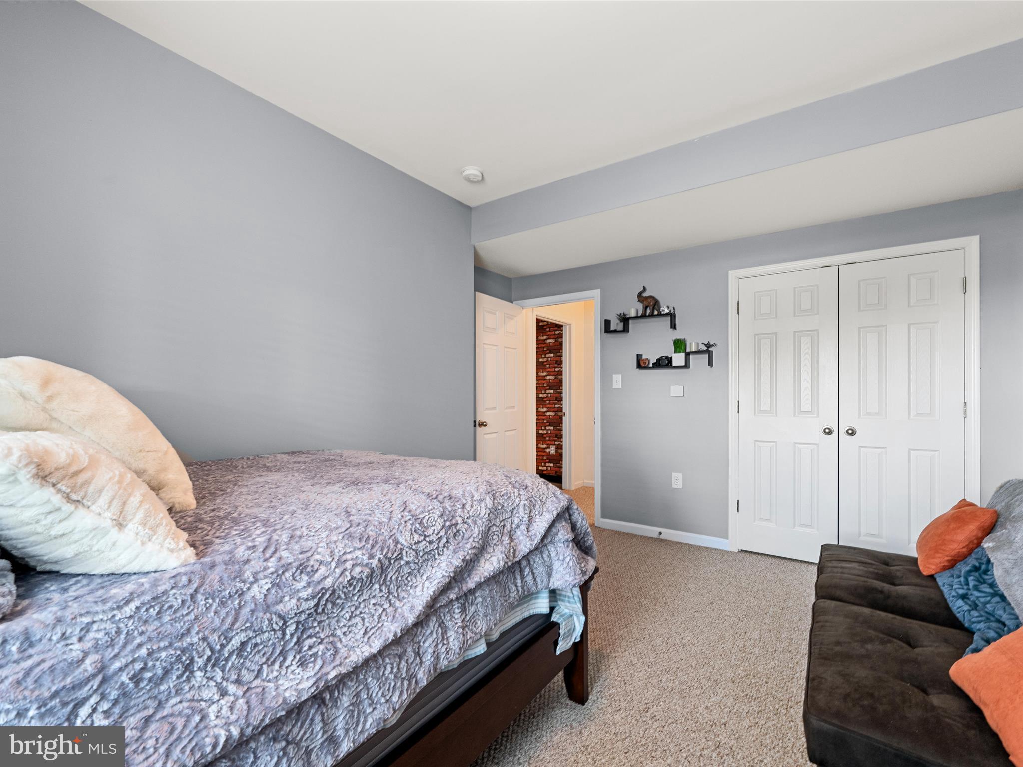 WILLOW RIDGE - Residential