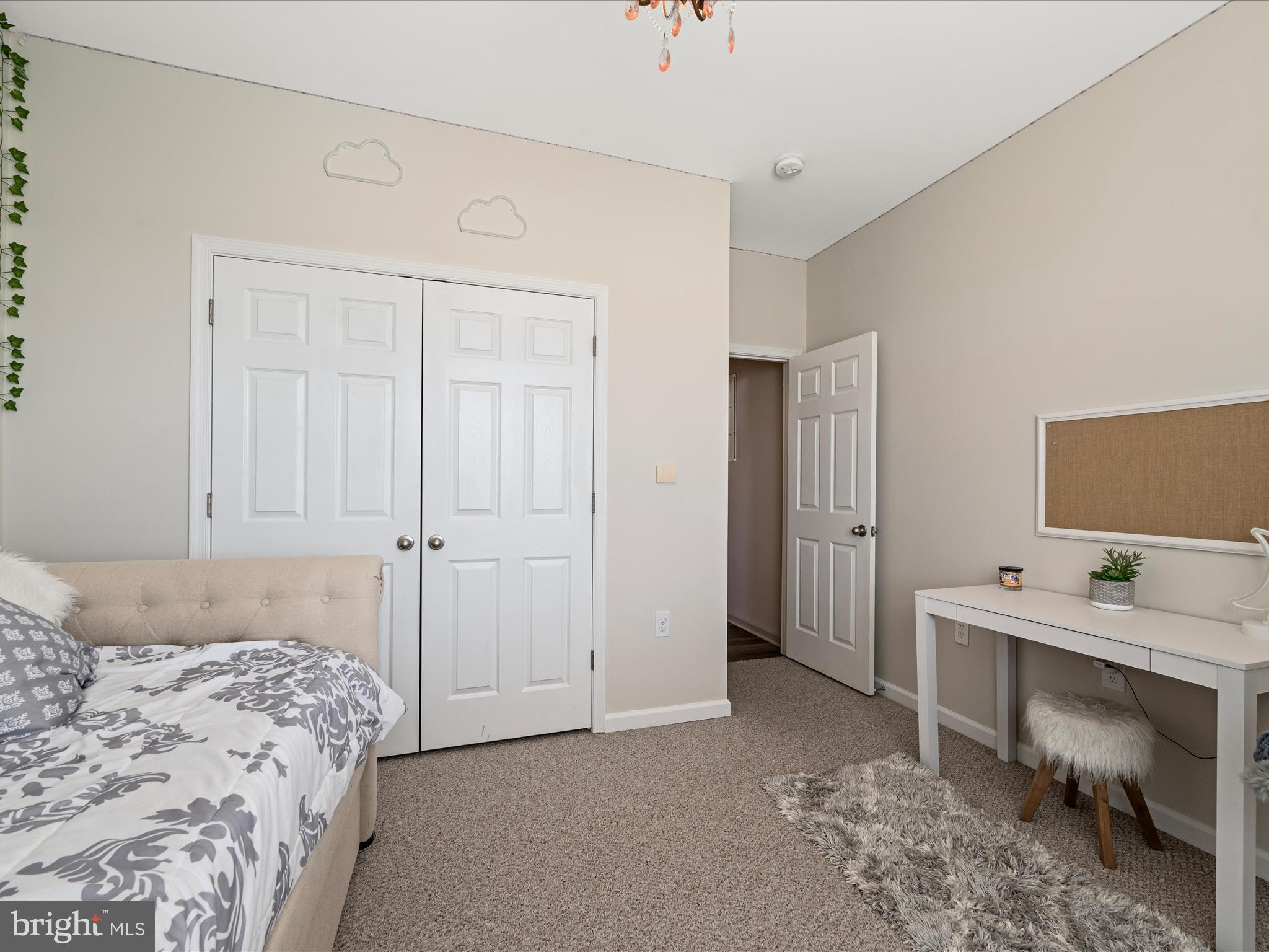 WILLOW RIDGE - Residential