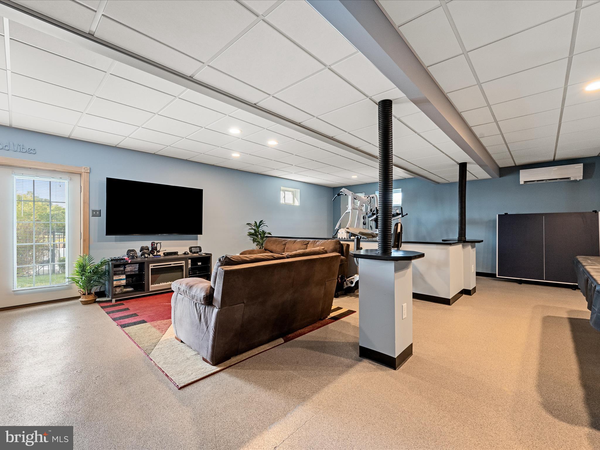 WILLOW RIDGE - Residential