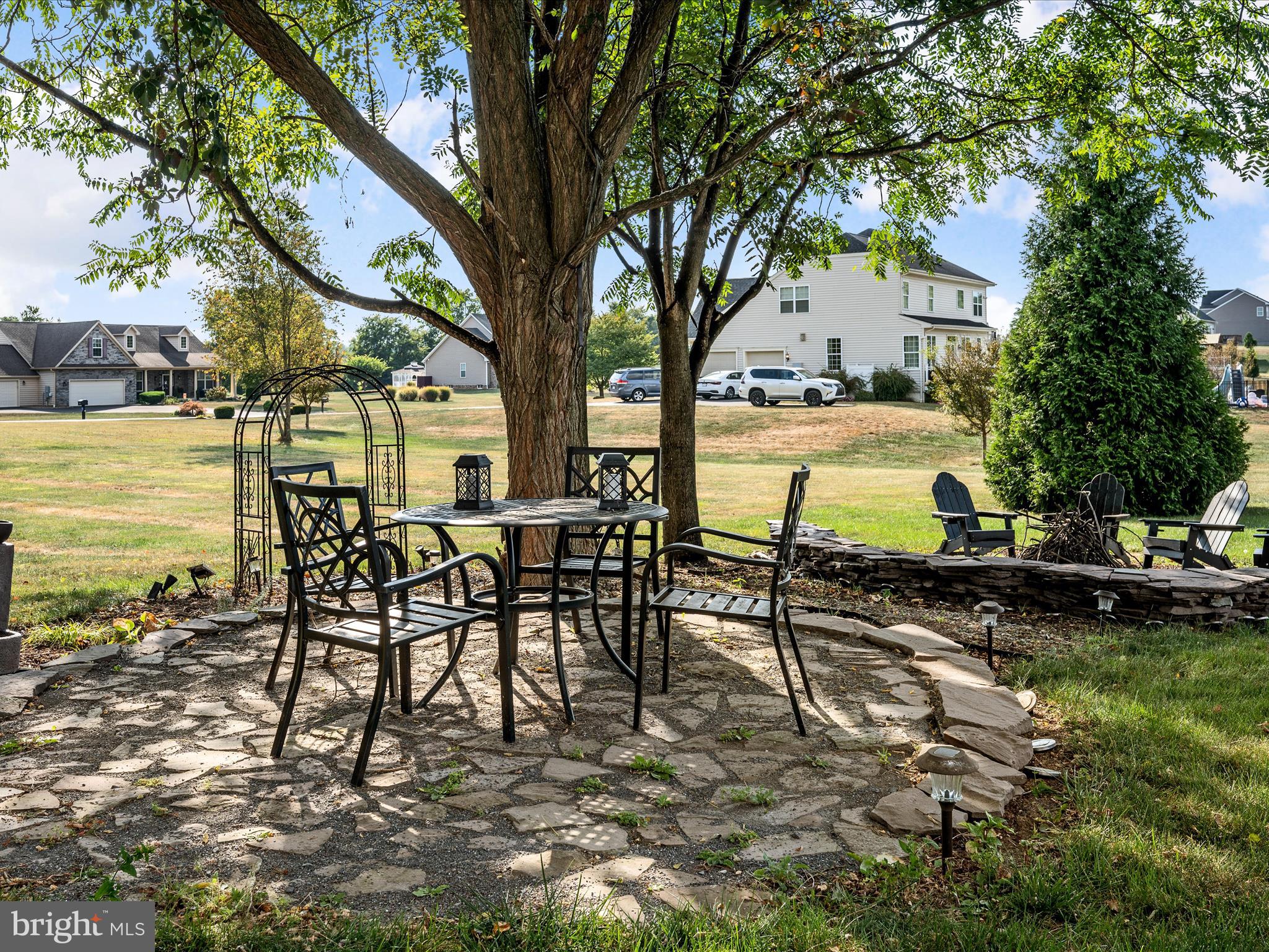 WILLOW RIDGE - Residential