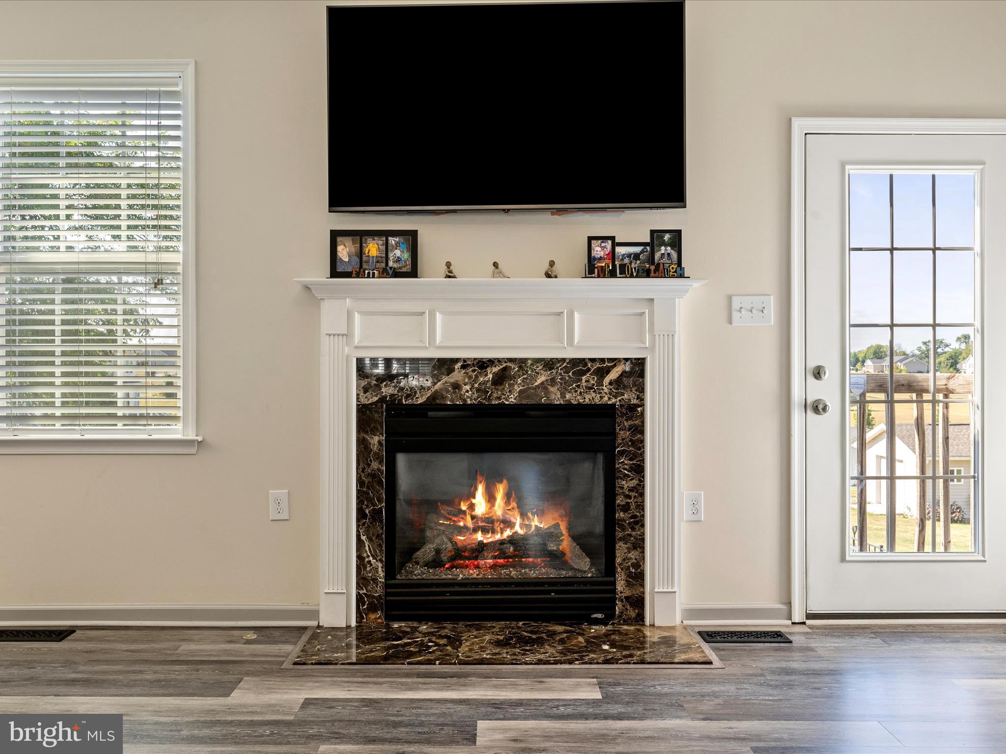 WILLOW RIDGE - Residential