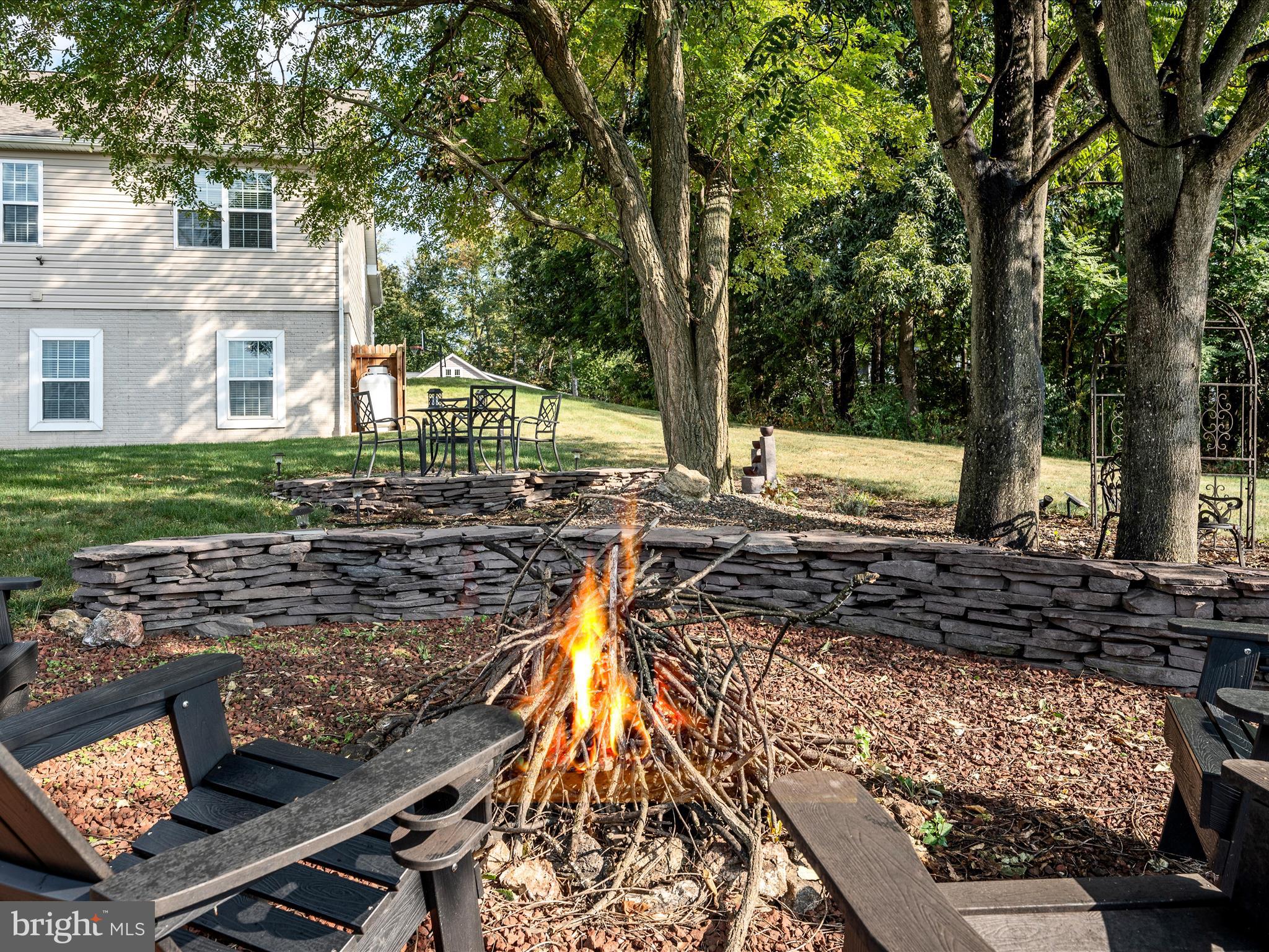 WILLOW RIDGE - Residential