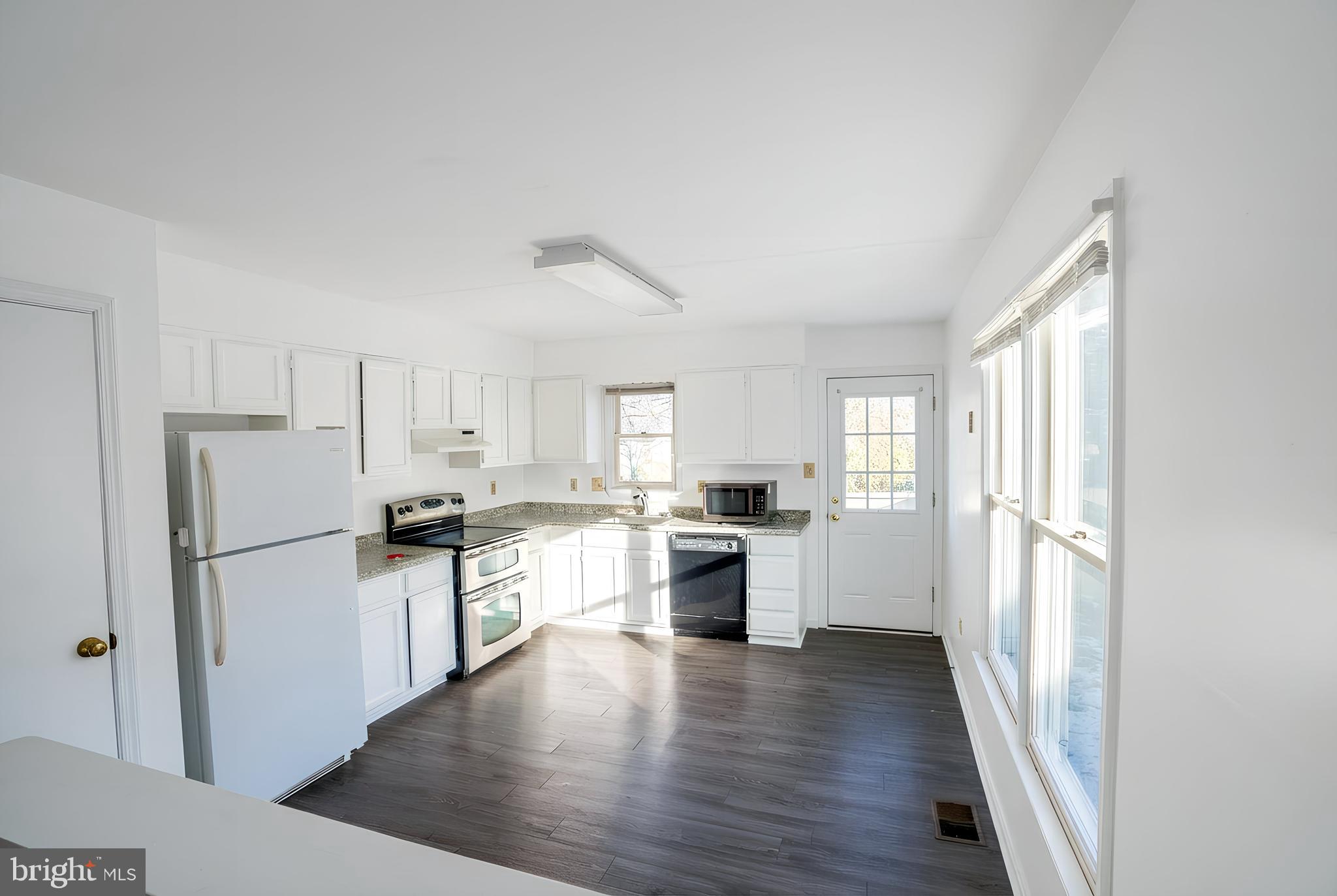 CRYSTAL SPRINGS - Residential Lease