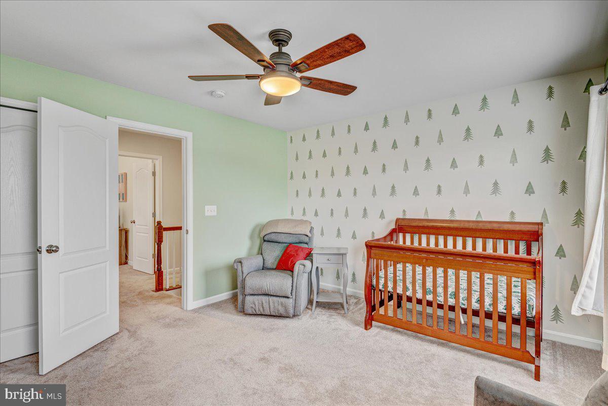 LADYSMITH VILLAGE - Residential