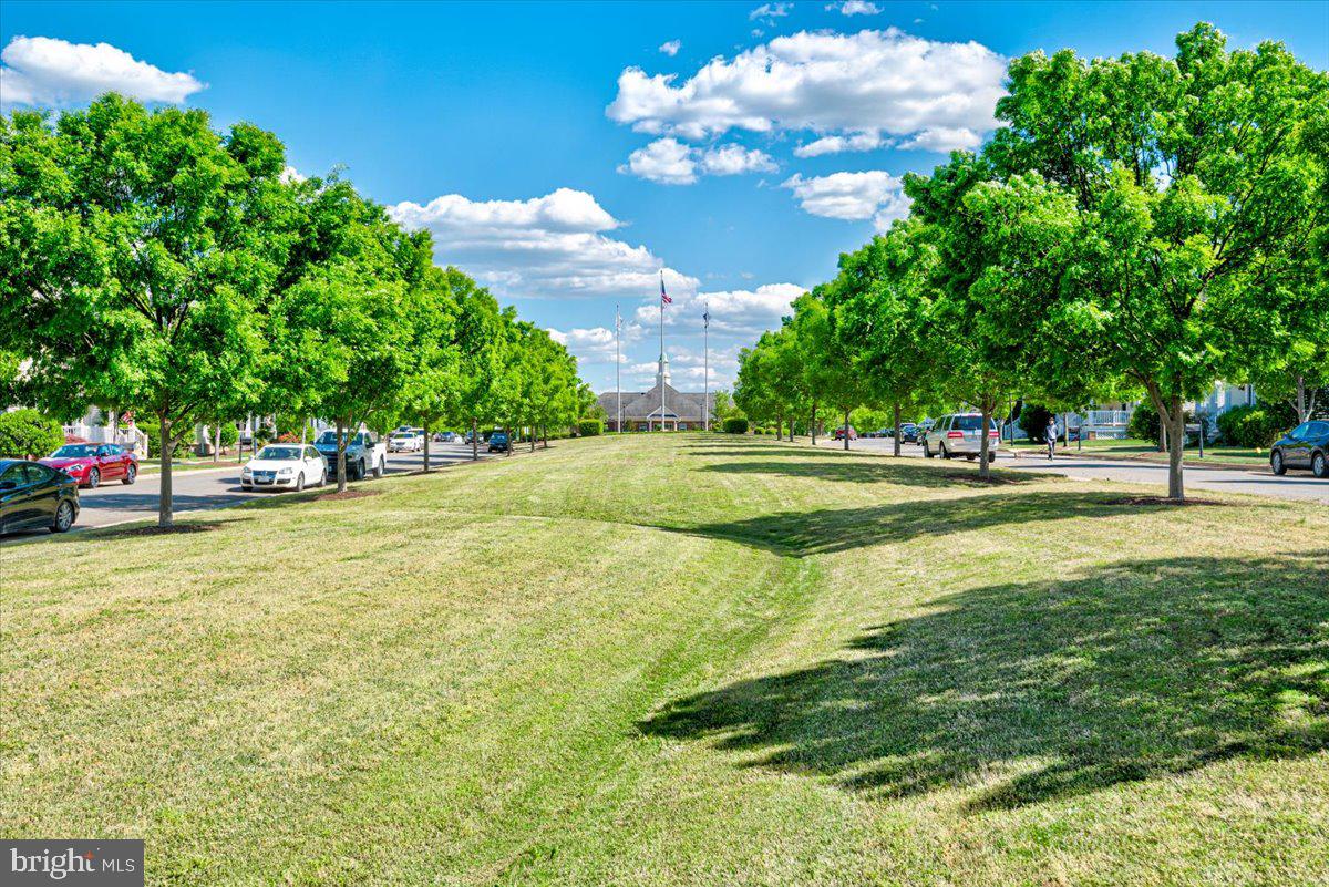 LADYSMITH VILLAGE - Residential