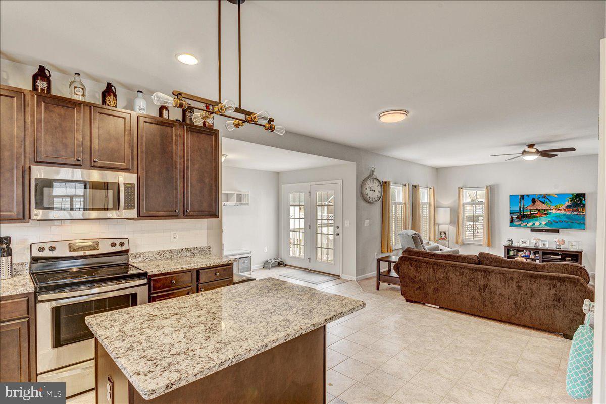 LADYSMITH VILLAGE - Residential