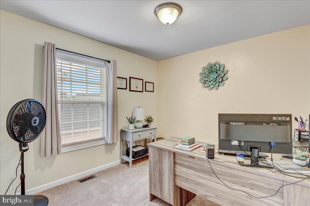 LADYSMITH VILLAGE - Residential