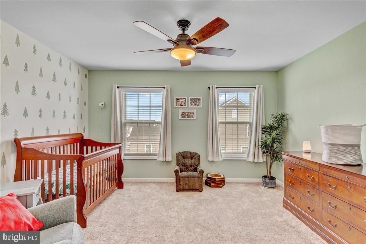 LADYSMITH VILLAGE - Residential