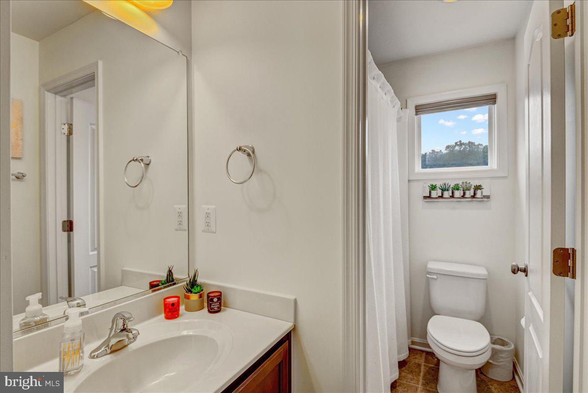 LADYSMITH VILLAGE - Residential