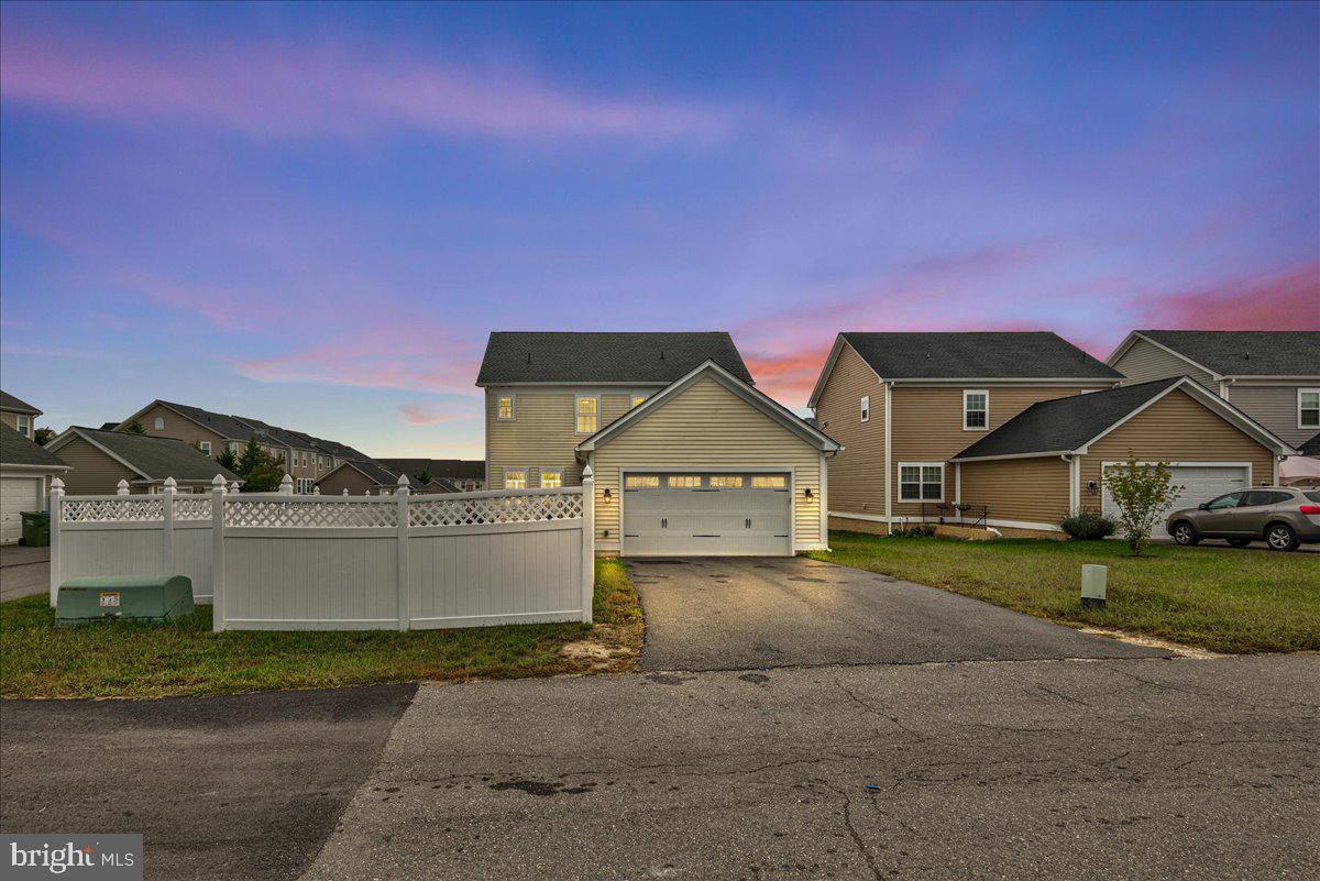 LADYSMITH VILLAGE - Residential