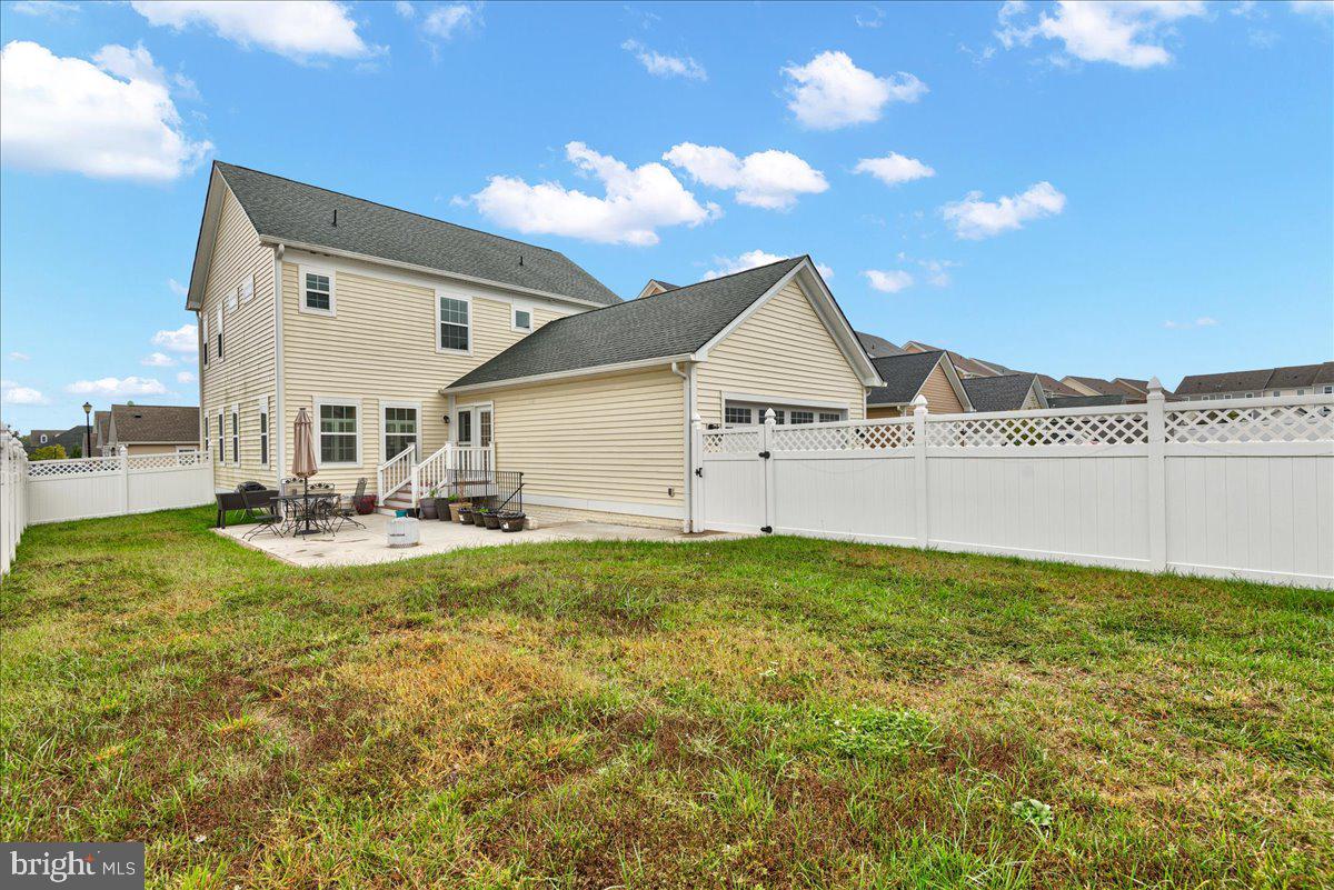 LADYSMITH VILLAGE - Residential