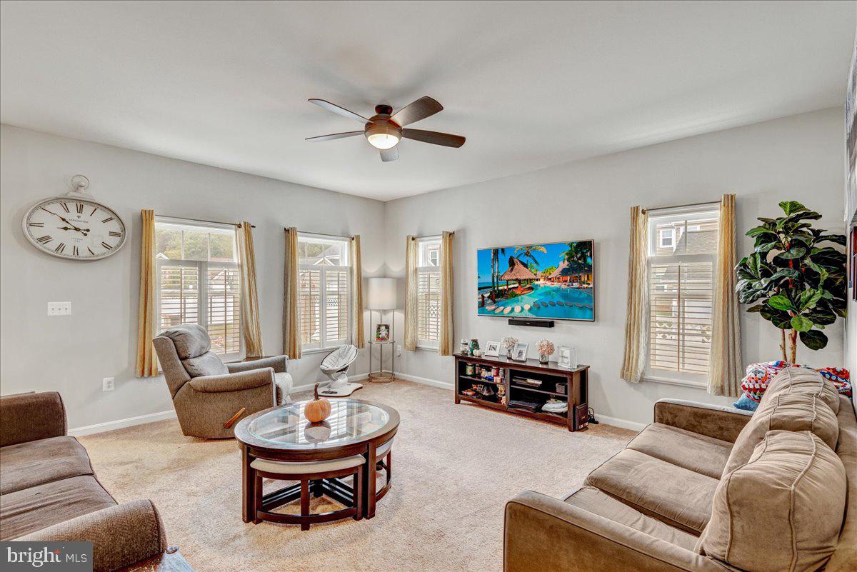 LADYSMITH VILLAGE - Residential